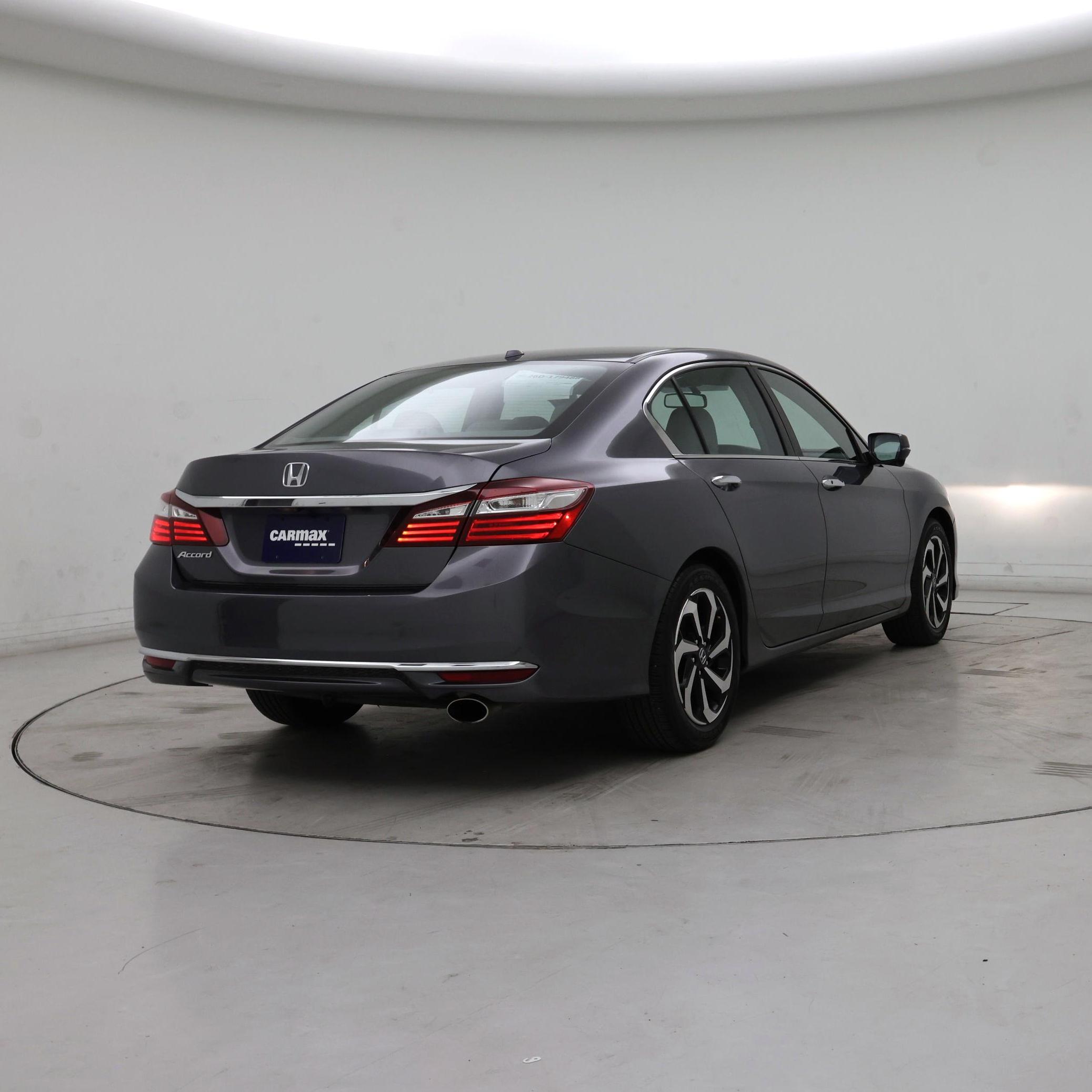 Thumbnail: 2017 Honda Accord - 8