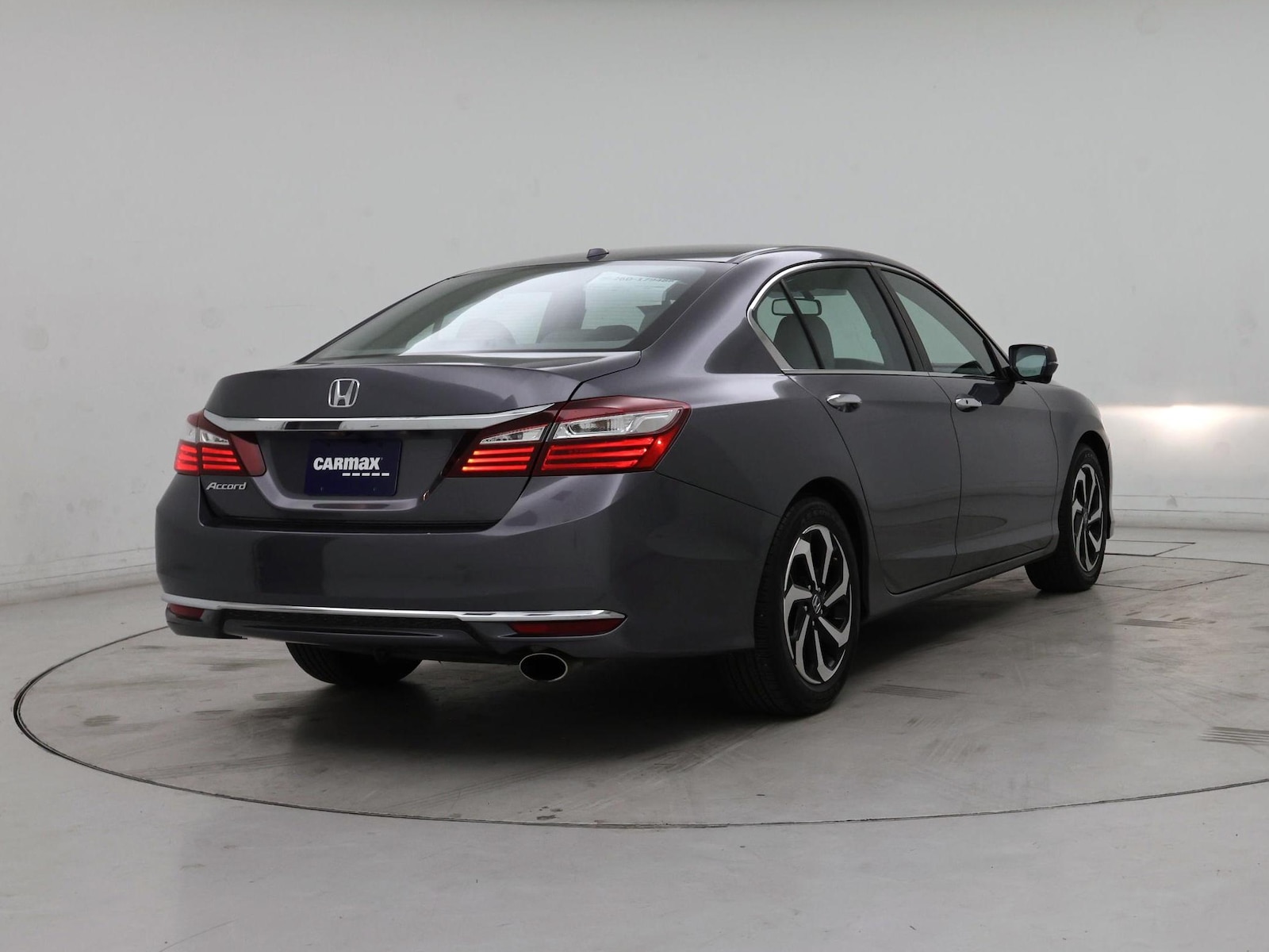 2017 Honda Accord EX-L - Photo 9