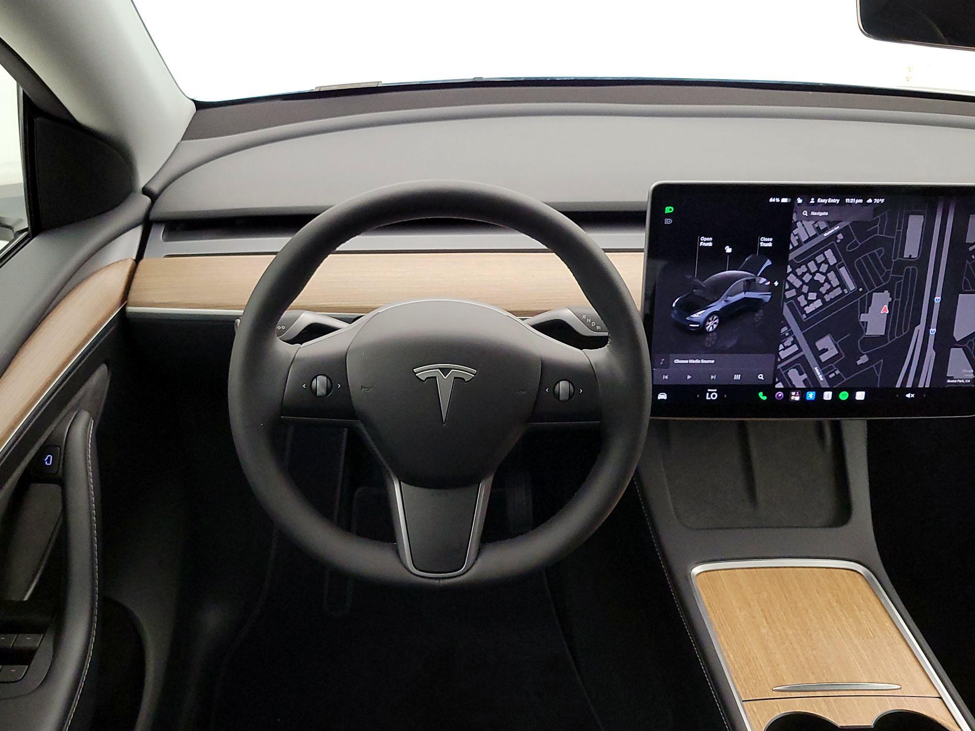 Thumbnail: 2024 Tesla Model Y - 10