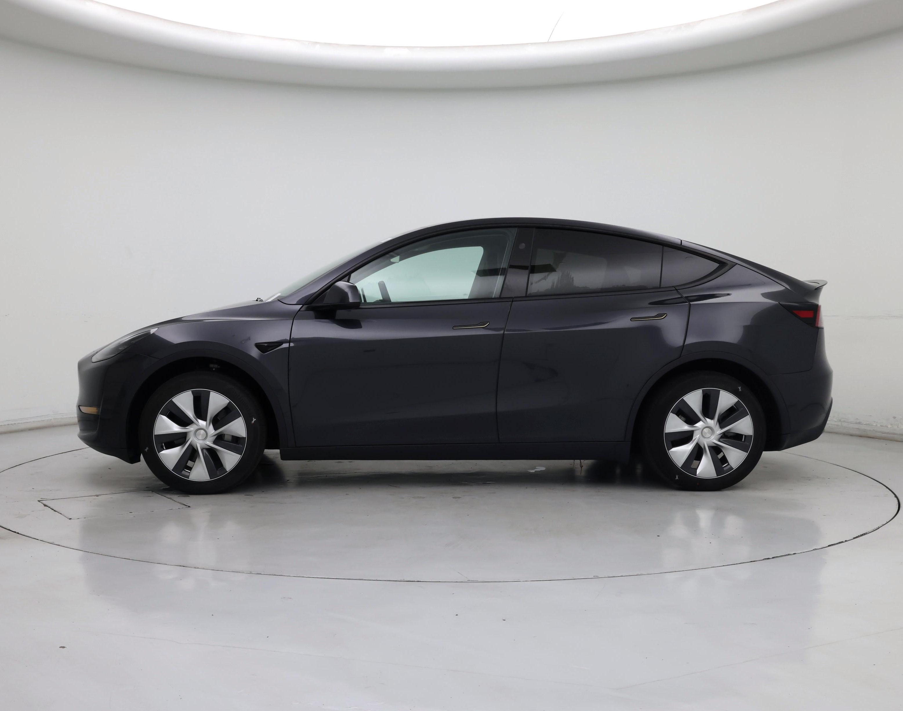 Thumbnail: 2024 Tesla Model Y - 3
