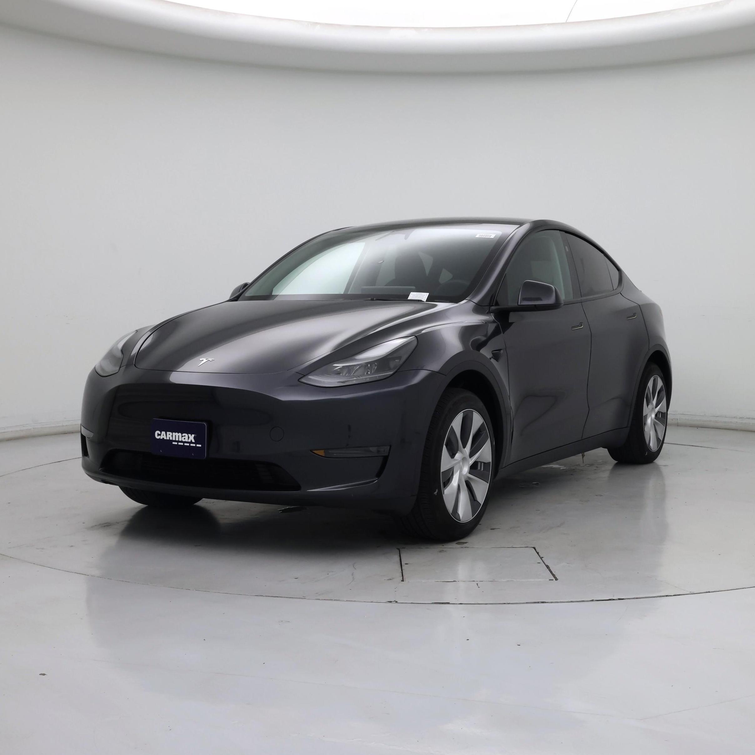 Thumbnail: 2024 Tesla Model Y - 4