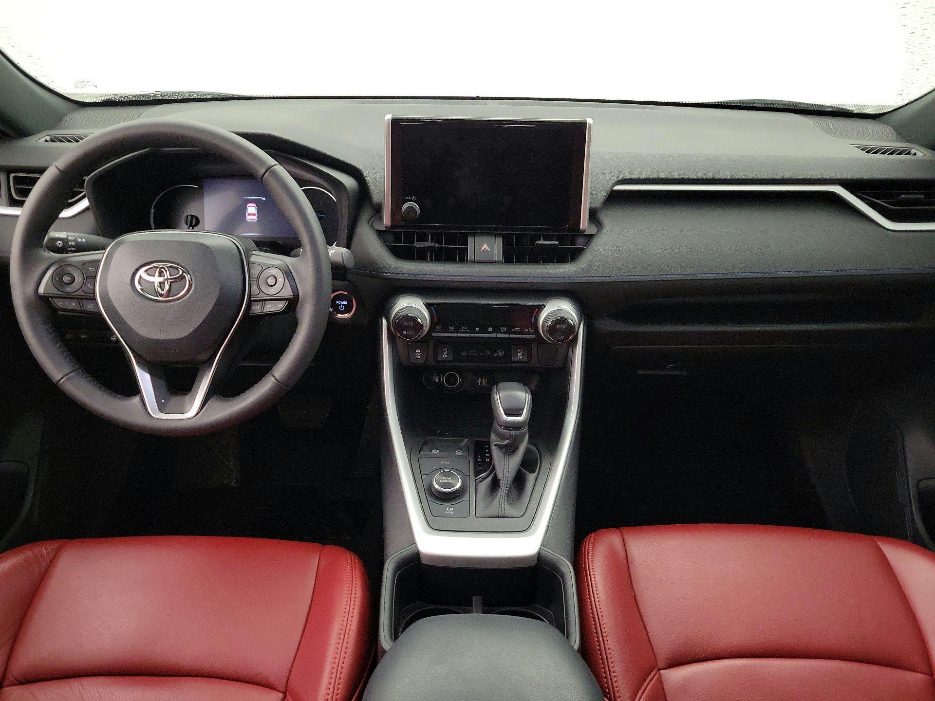 Thumbnail: 2024 Toyota RAV4 - 9