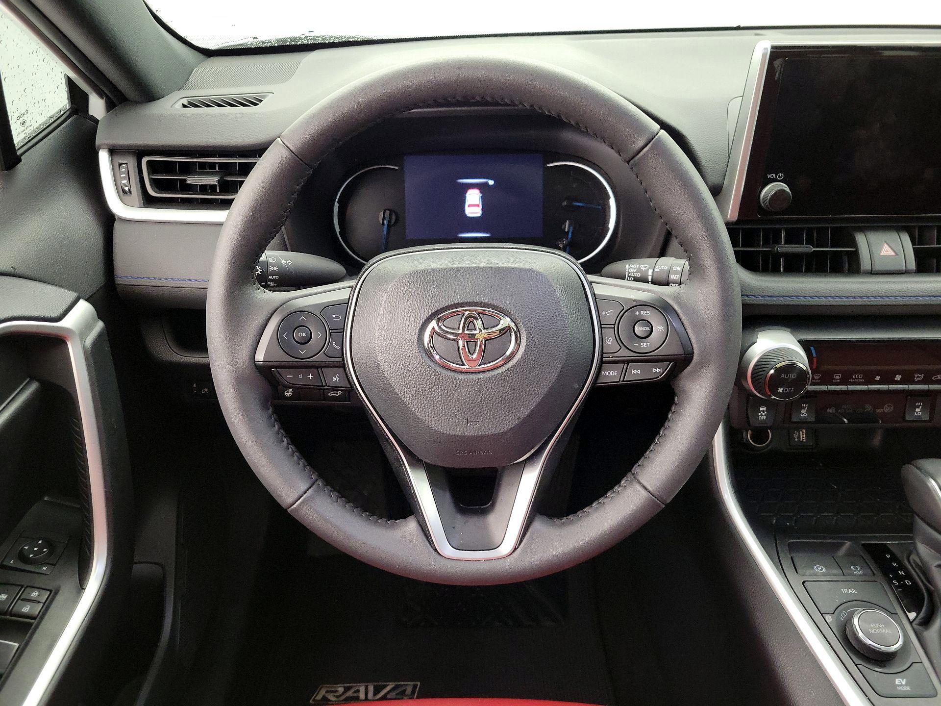 Thumbnail: 2024 Toyota RAV4 - 10