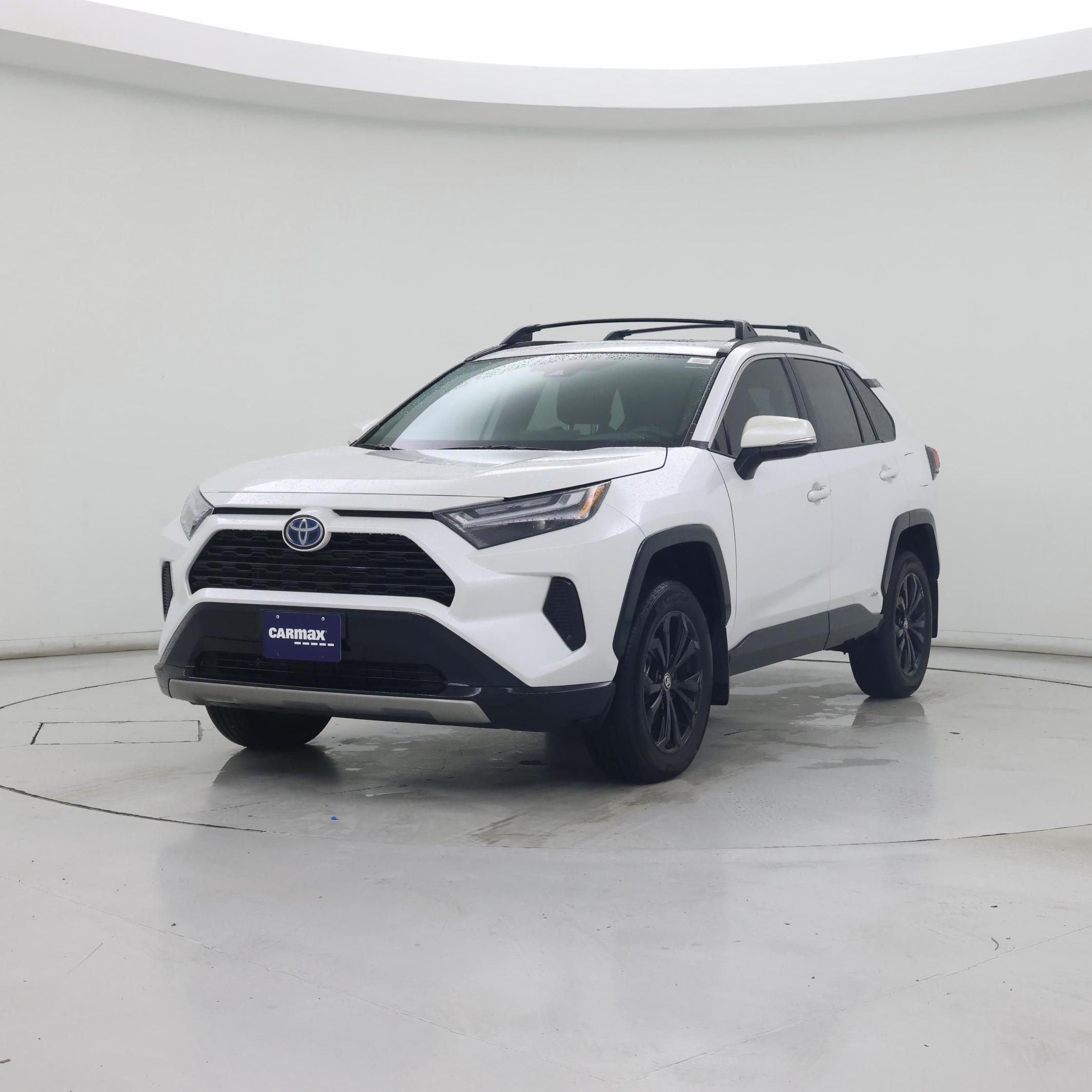 Thumbnail: 2024 Toyota RAV4 - 4