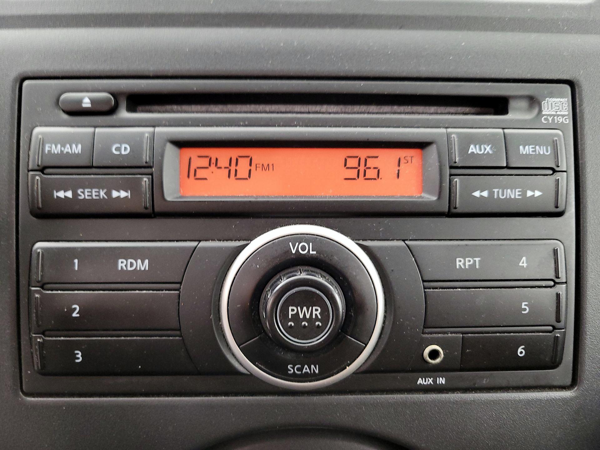 Thumbnail: 2014 Nissan Versa - 14
