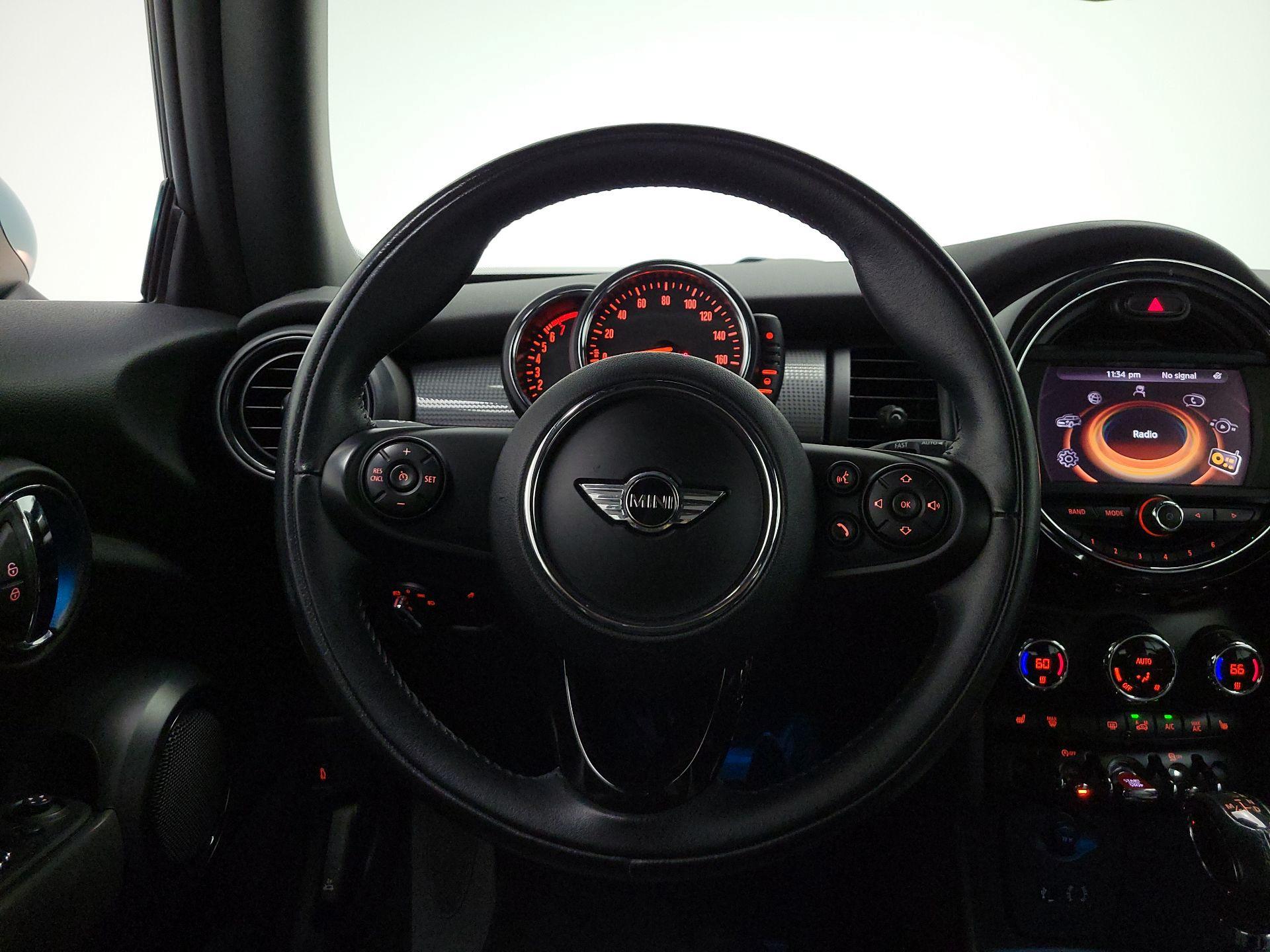 Thumbnail: 2016 MINI Cooper - 10