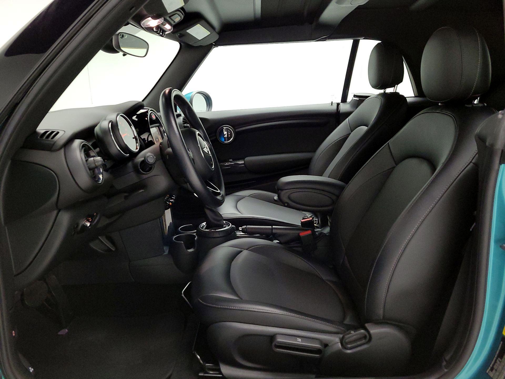 Thumbnail: 2016 MINI Cooper - 11