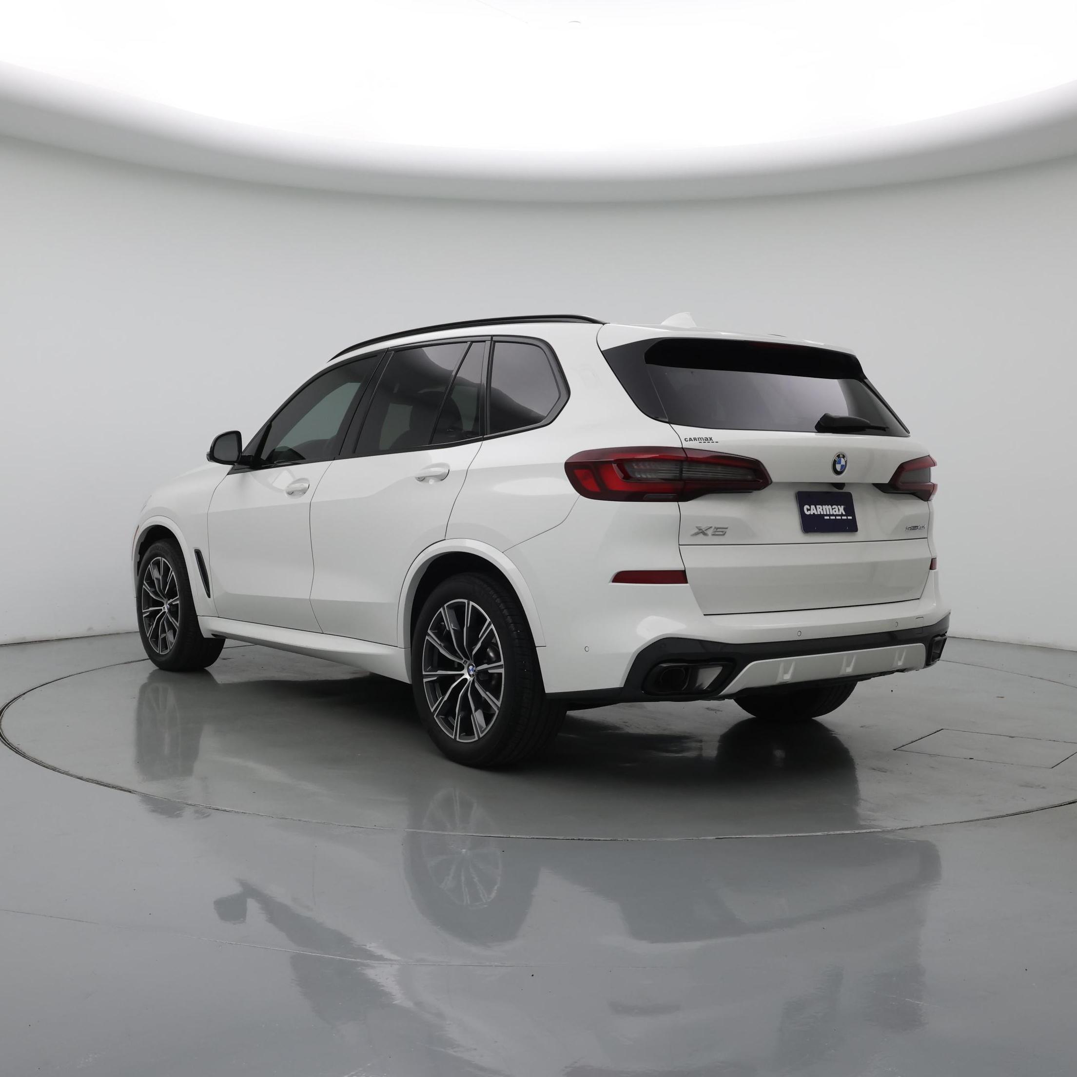 Thumbnail: 2023 BMW X5 - 2