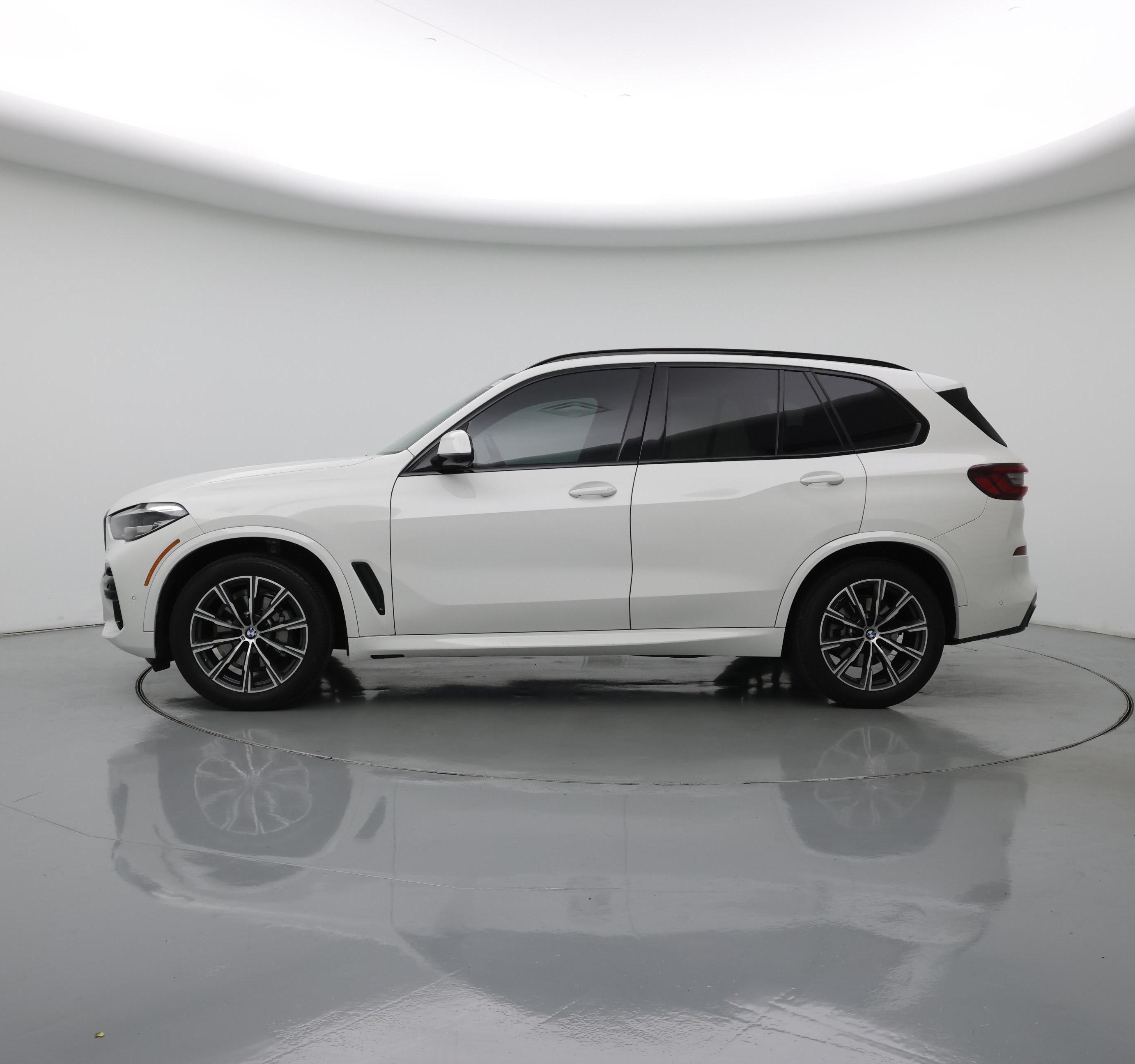 Thumbnail: 2023 BMW X5 - 3