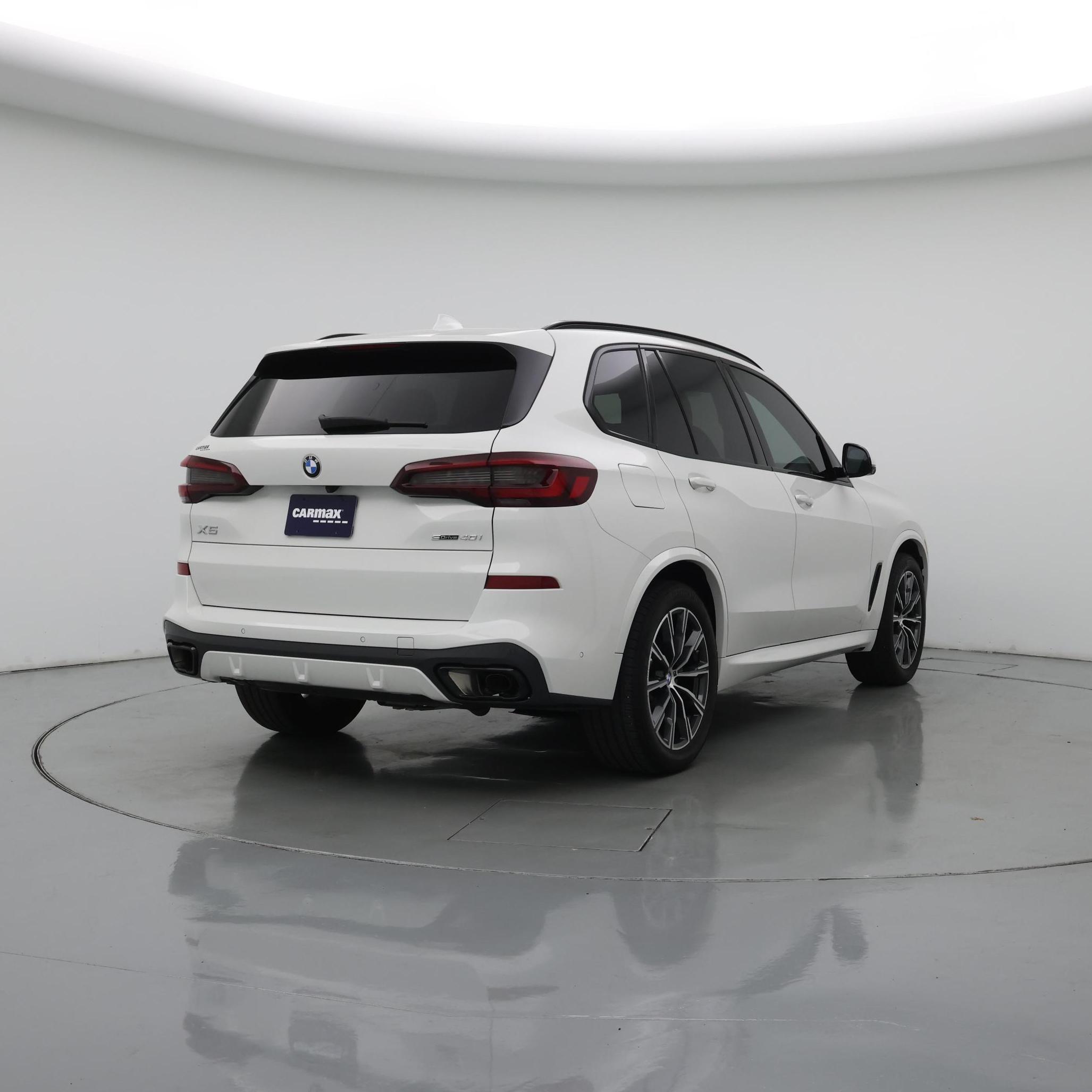 Thumbnail: 2023 BMW X5 - 8
