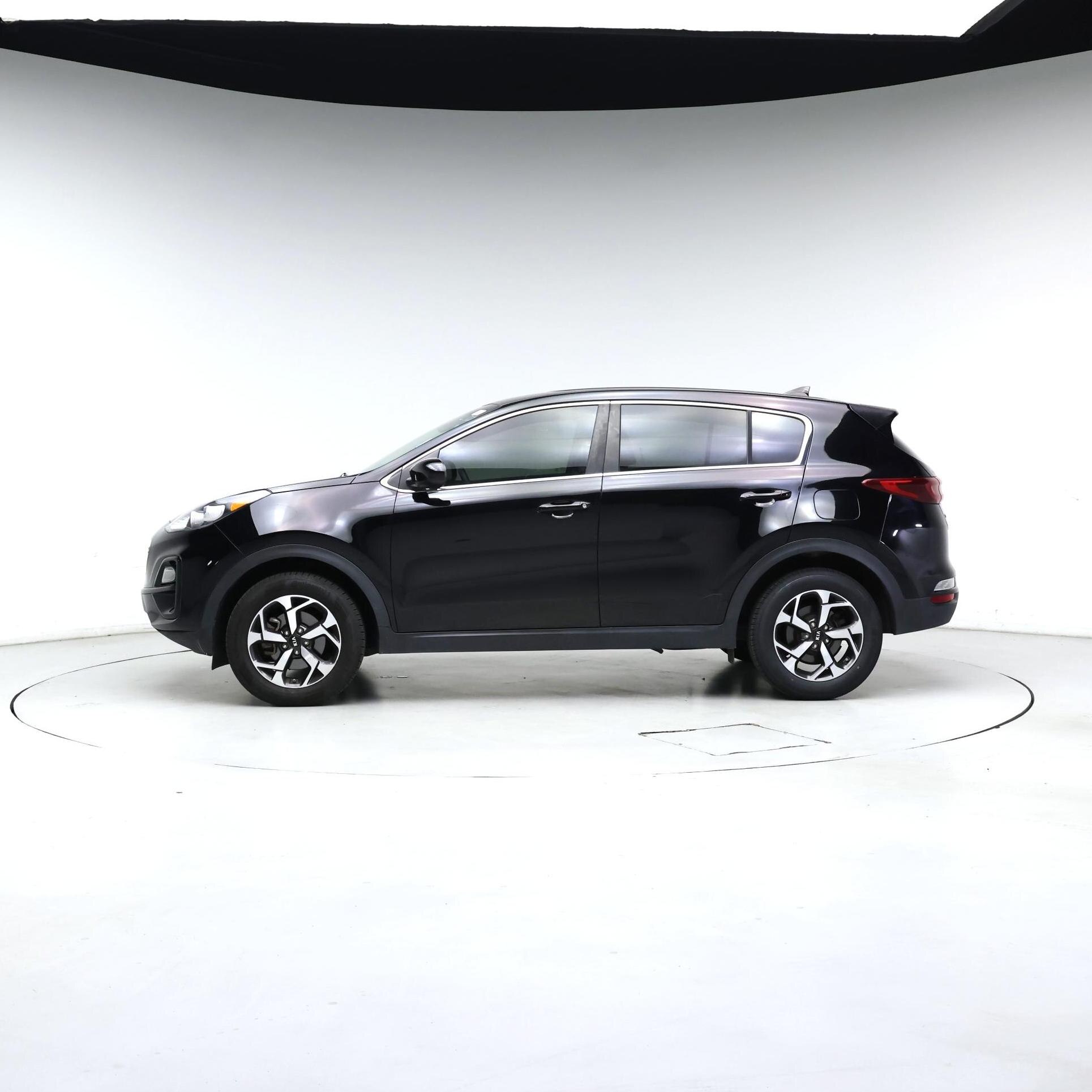 Thumbnail: 2021 Kia Sportage - 3