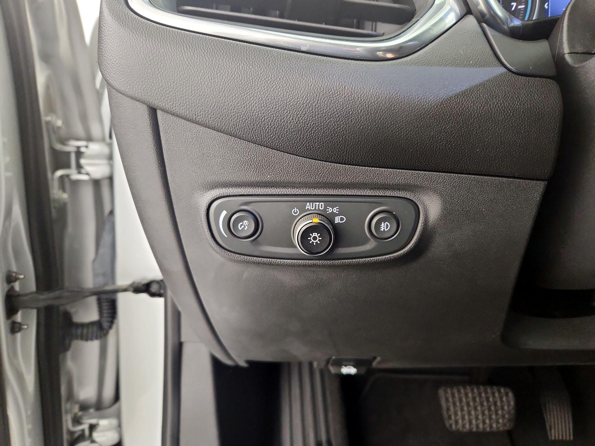 Thumbnail: 2021 Chevrolet Equinox - 13