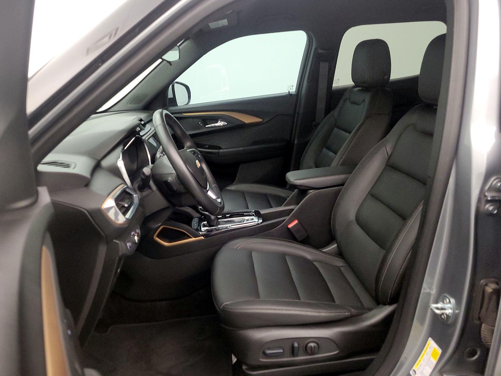 Thumbnail: 2023 Chevrolet TrailBlazer - 11