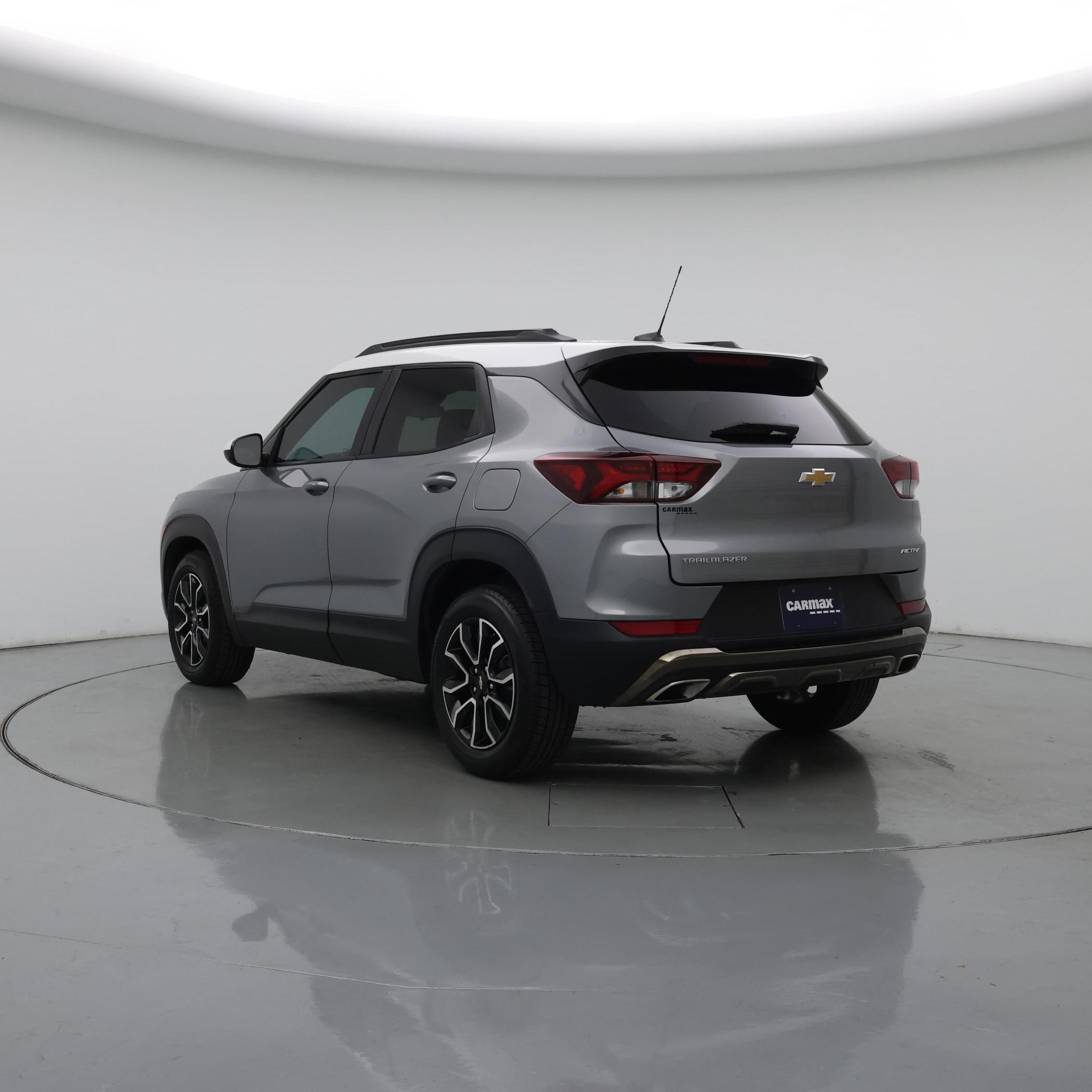 Thumbnail: 2023 Chevrolet TrailBlazer - 2