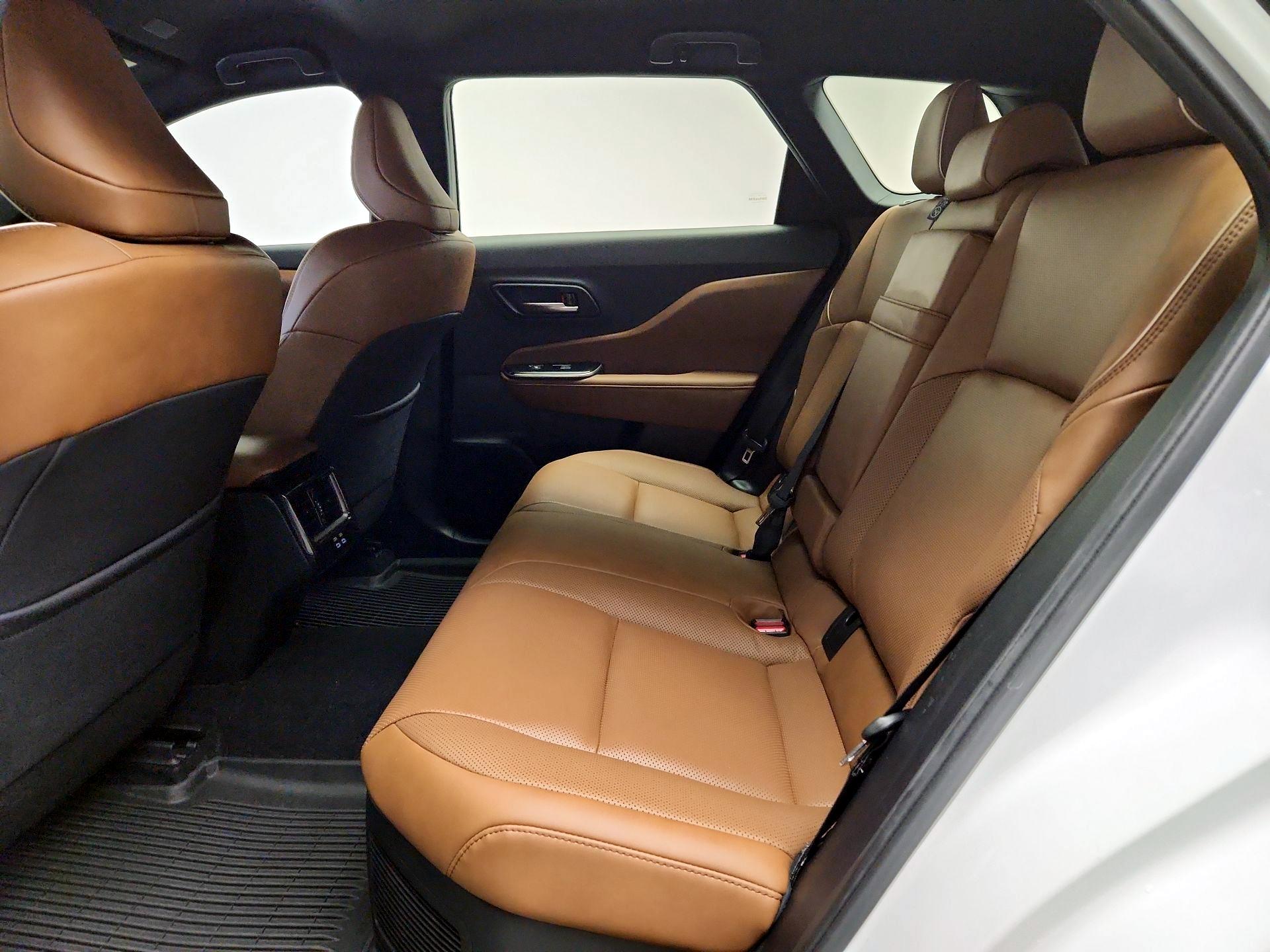 Thumbnail: 2025 Toyota Crown Signia - 19