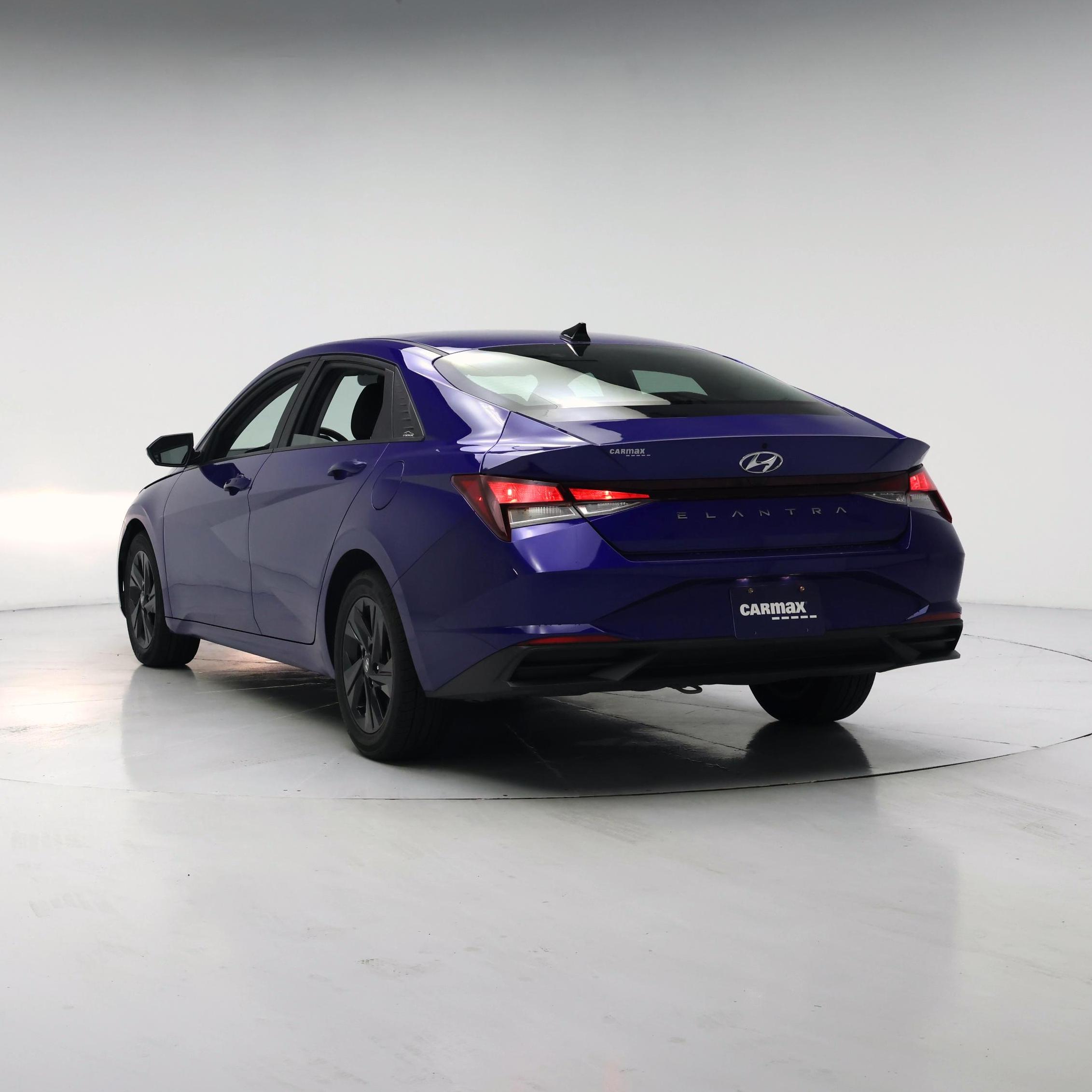 Thumbnail: 2021 Hyundai Elantra - 2