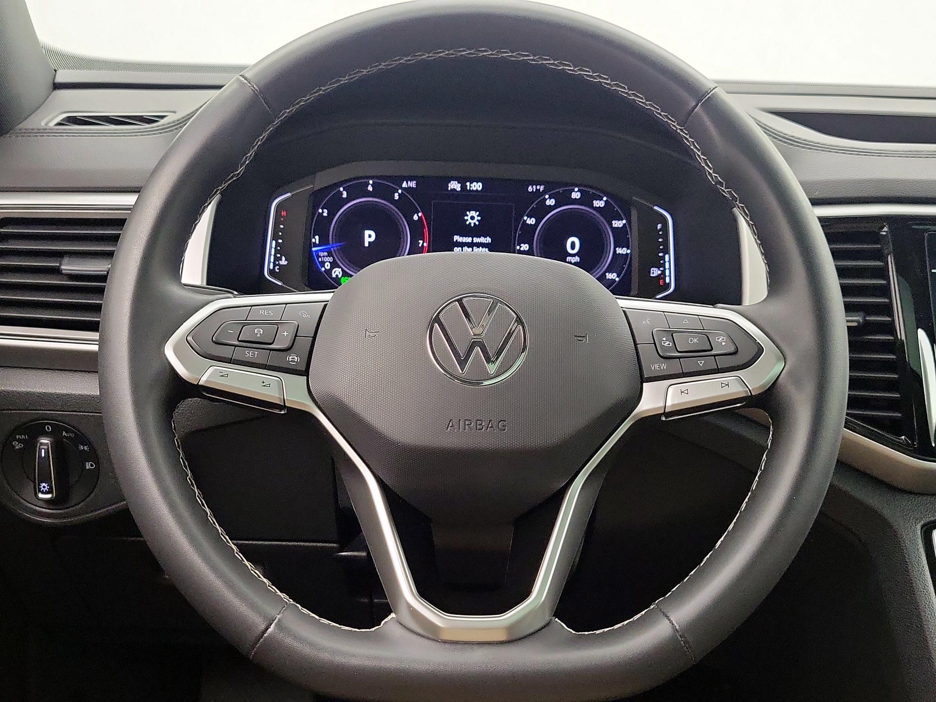 Thumbnail: 2022 Volkswagen Atlas - 10