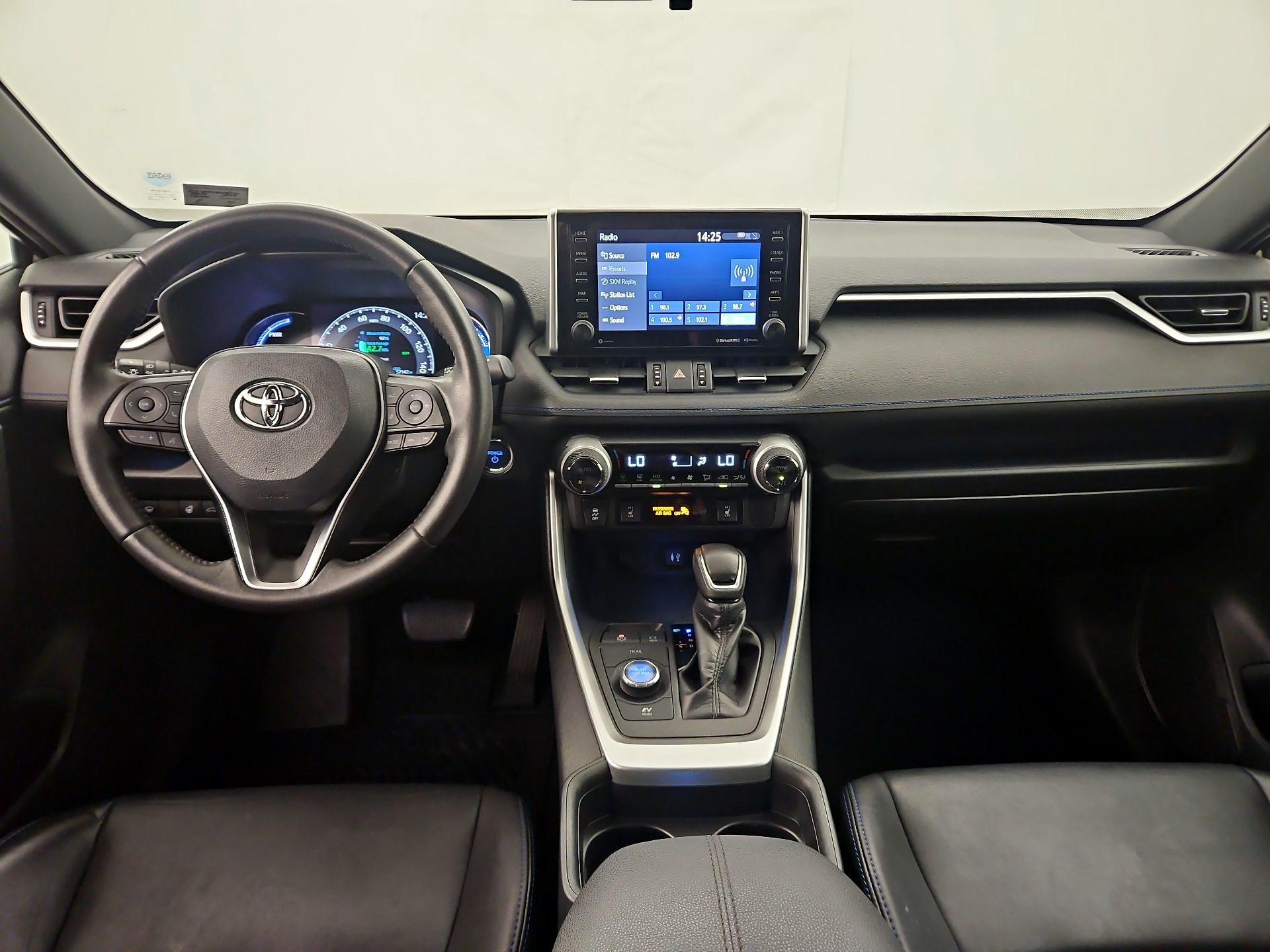 Thumbnail: 2019 Toyota RAV4 - 9