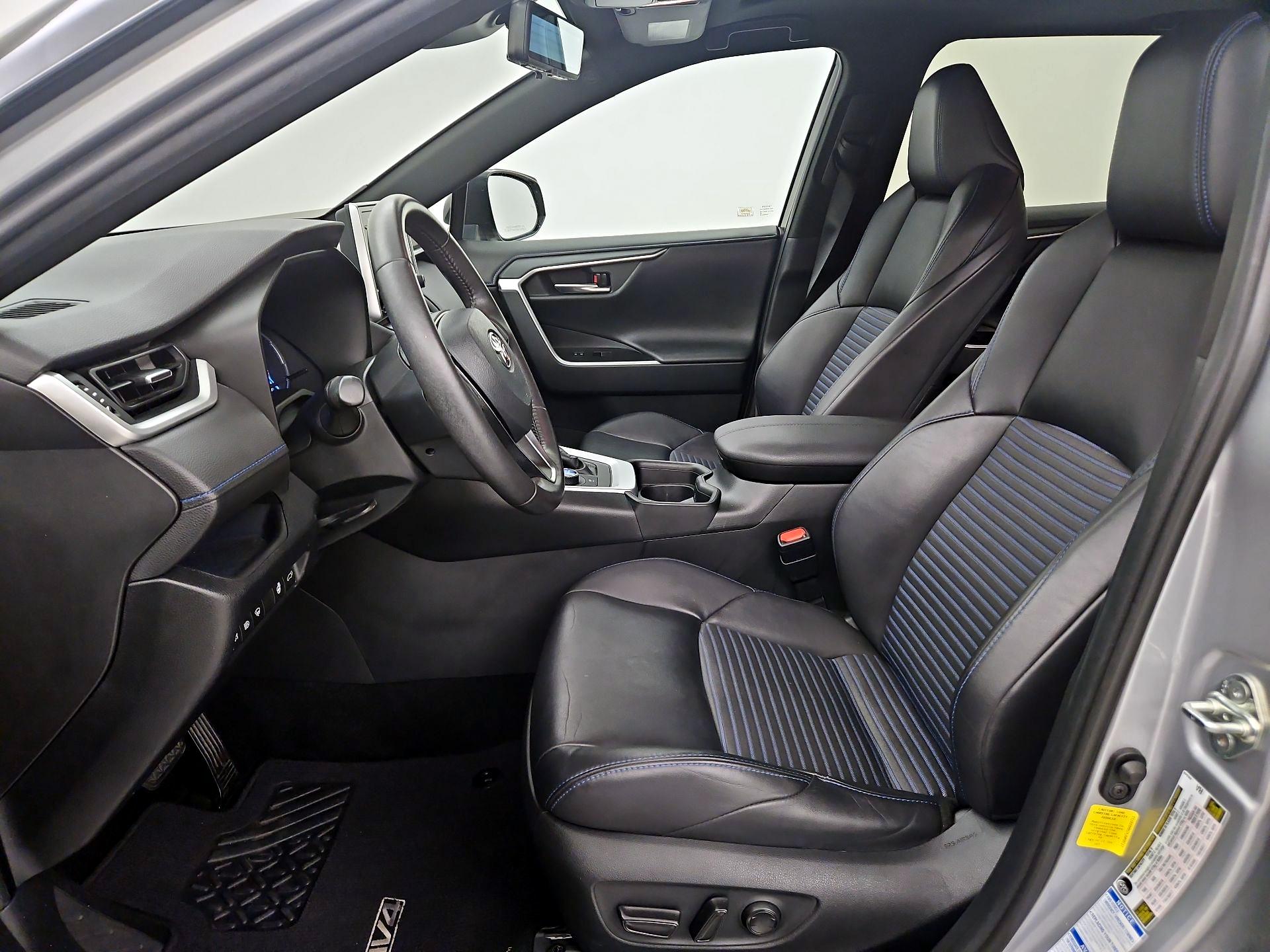 Thumbnail: 2019 Toyota RAV4 - 11