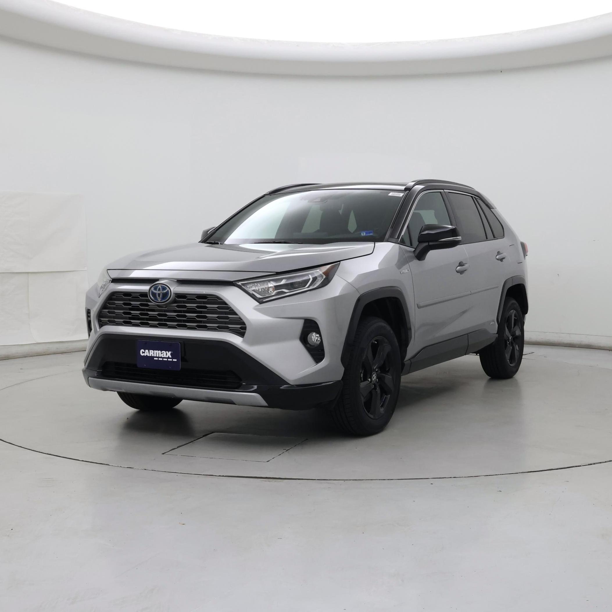 Thumbnail: 2019 Toyota RAV4 - 4
