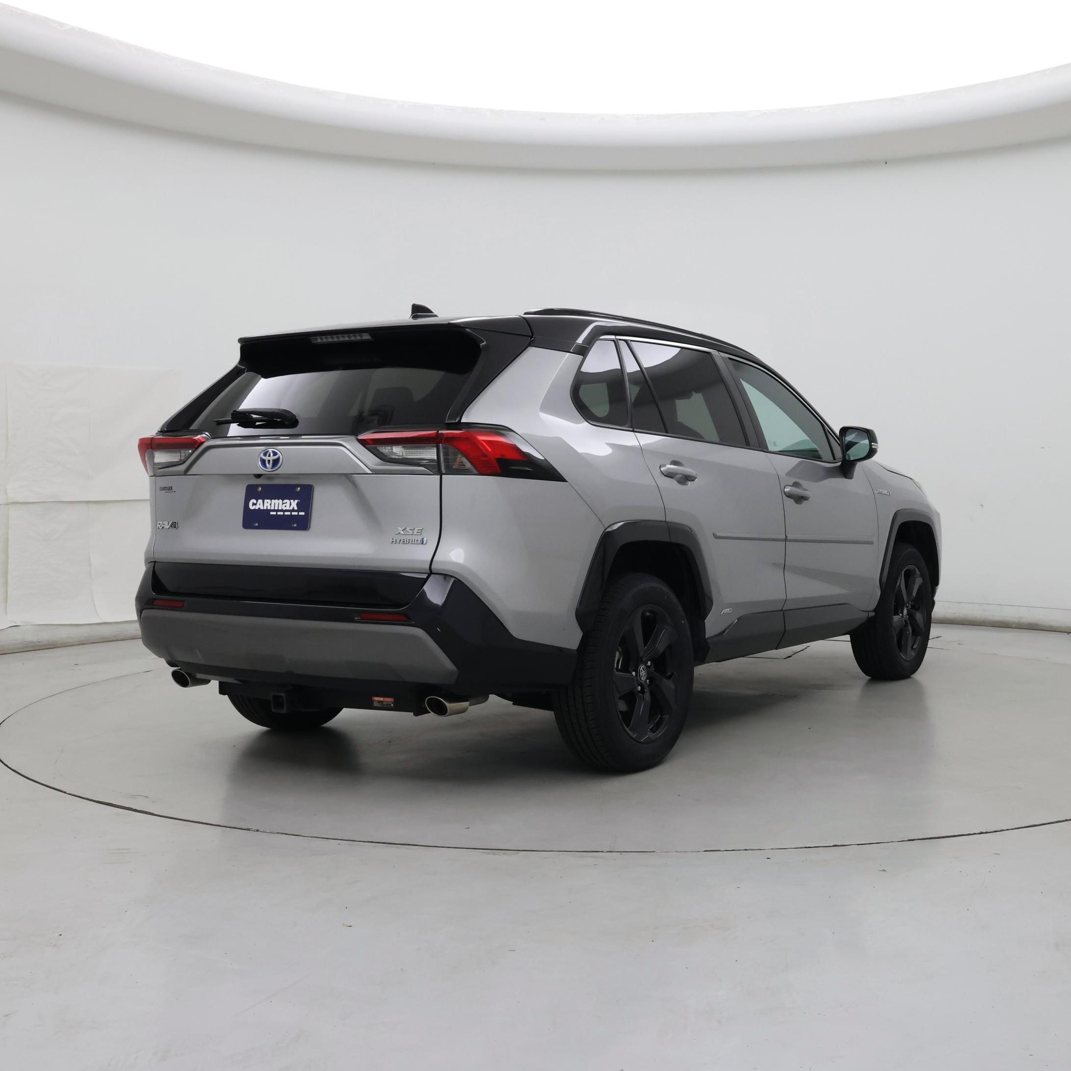 Thumbnail: 2019 Toyota RAV4 - 8