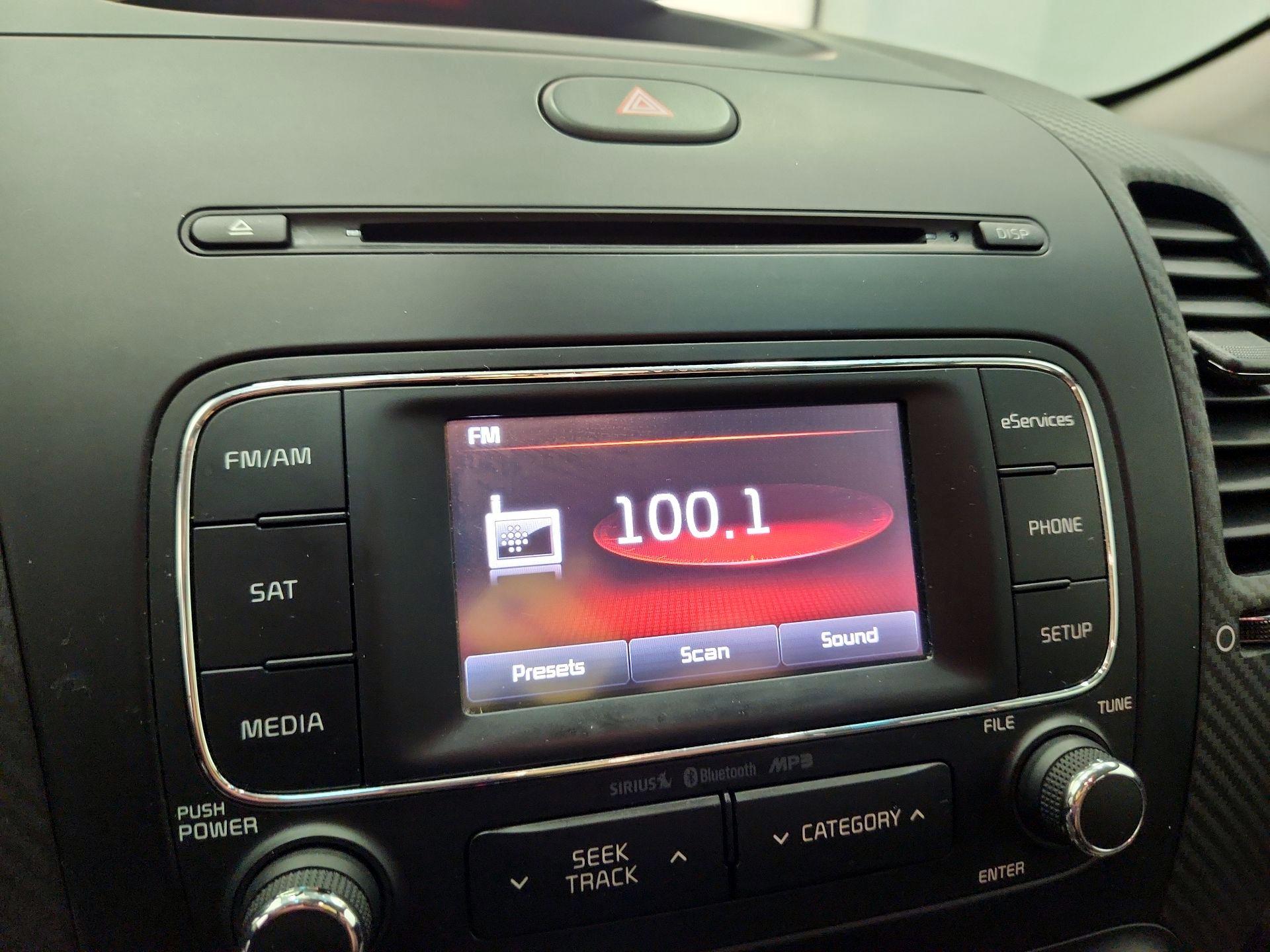 Thumbnail: 2014 Kia Forte - 15