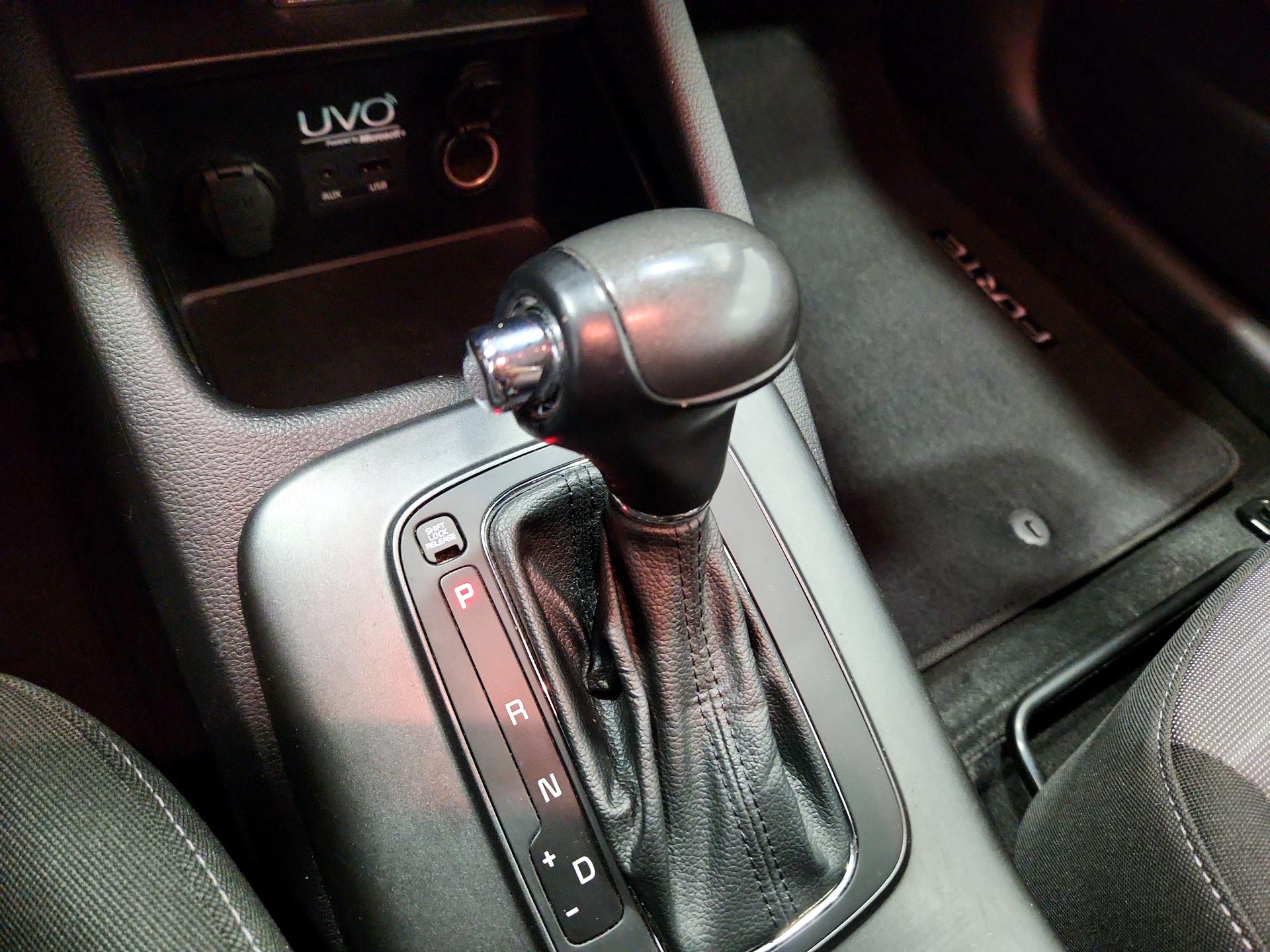 Thumbnail: 2014 Kia Forte - 17