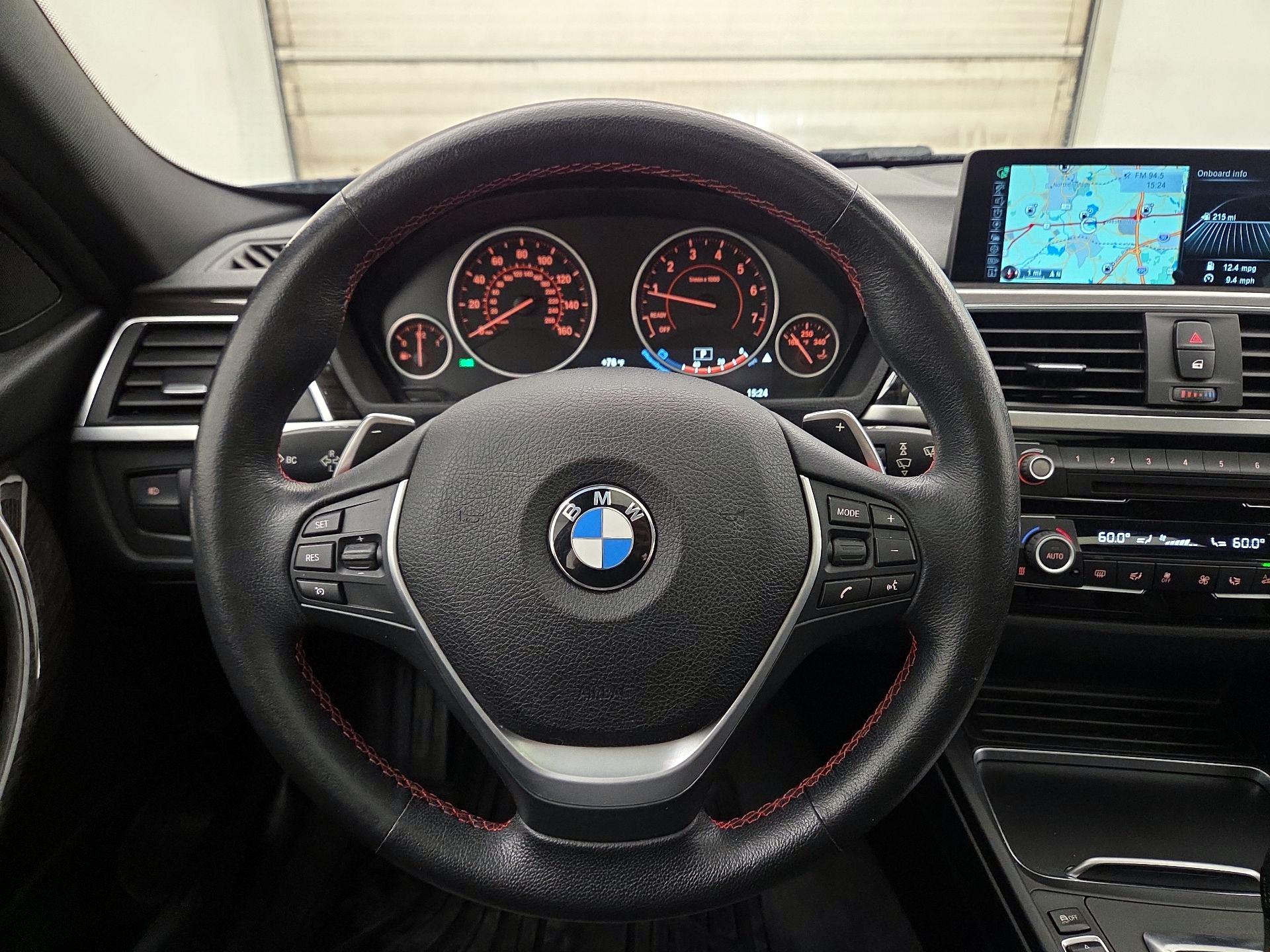 Thumbnail: 2016 BMW 3 Series - 10