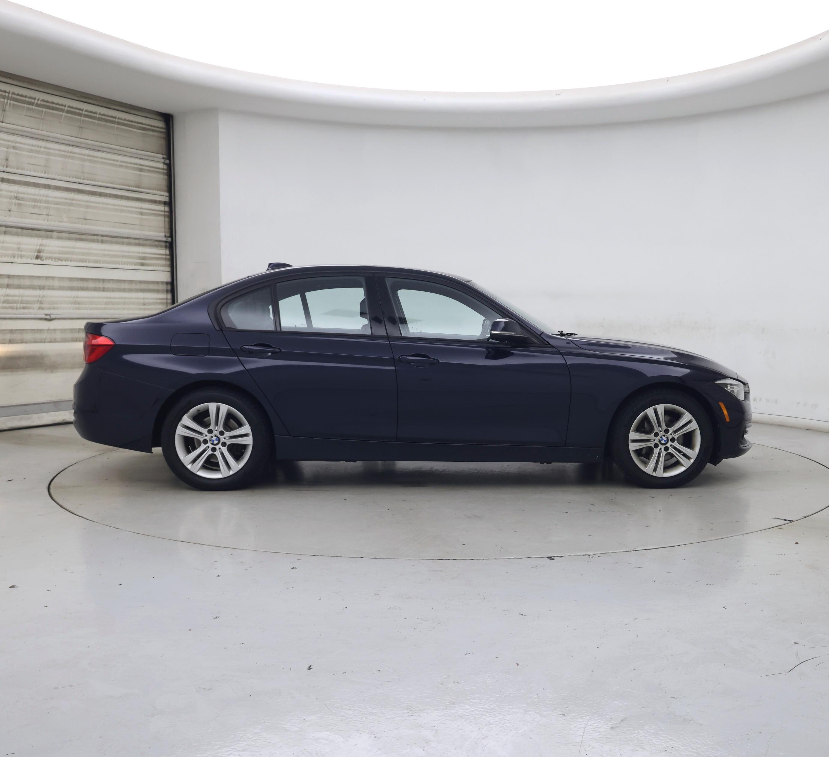 Thumbnail: 2016 BMW 3 Series - 7