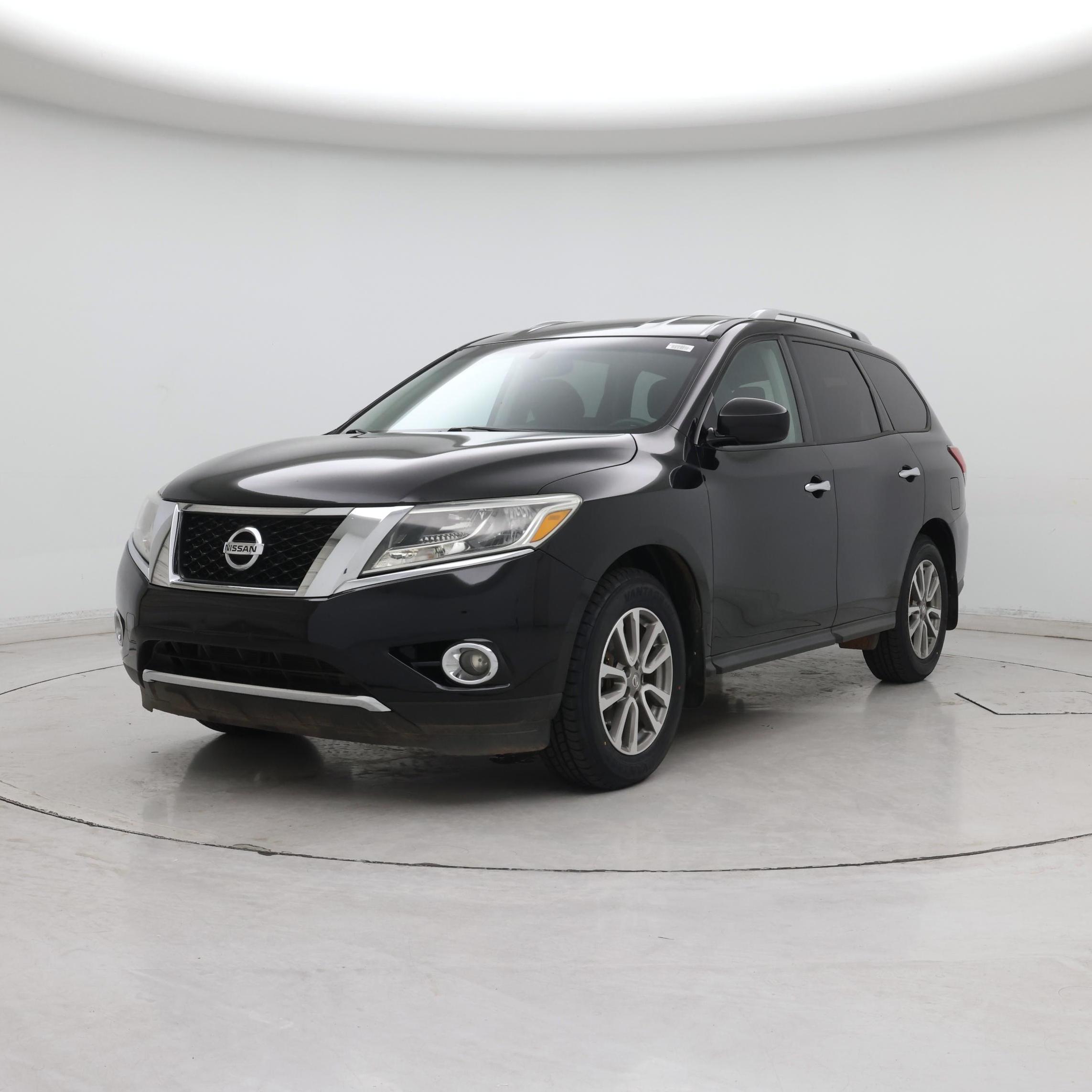 Thumbnail: 2016 Nissan Pathfinder - 4