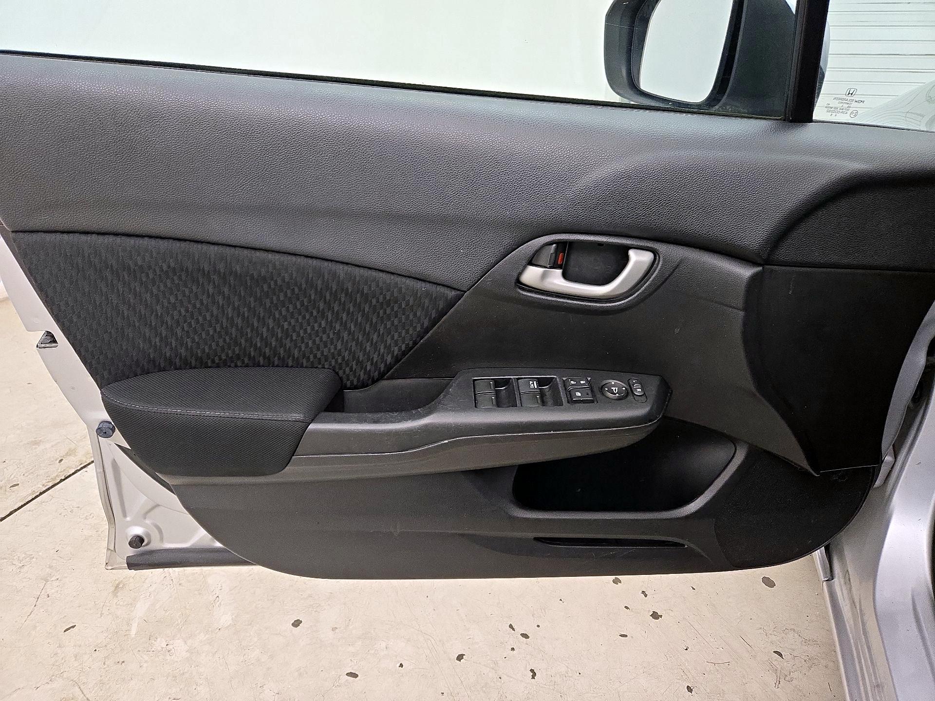 Thumbnail: 2015 Honda Civic - 12