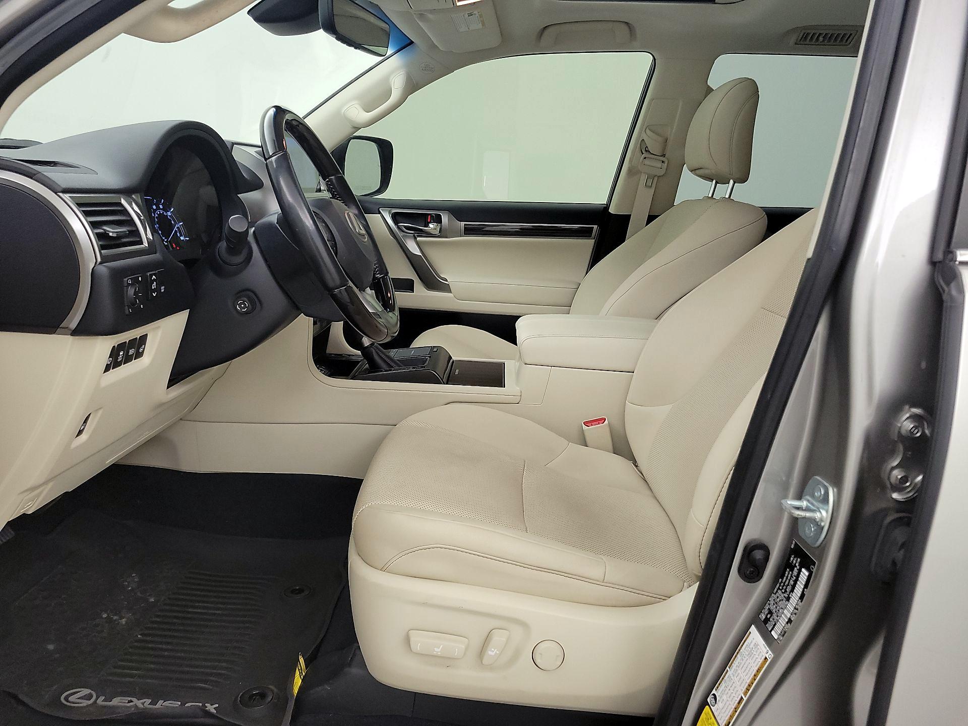 Thumbnail: 2022 Lexus GX - 11