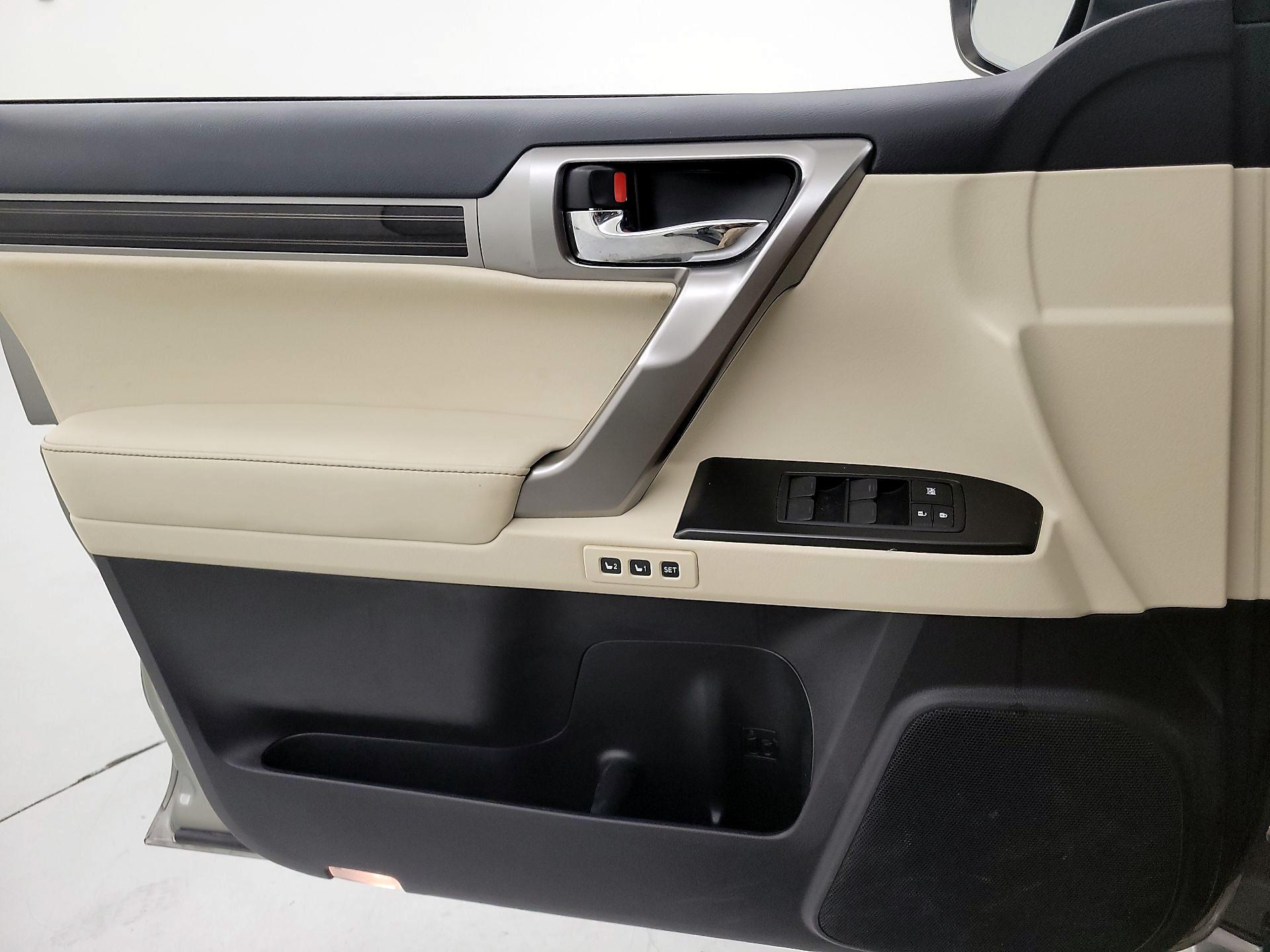 Thumbnail: 2022 Lexus GX - 12
