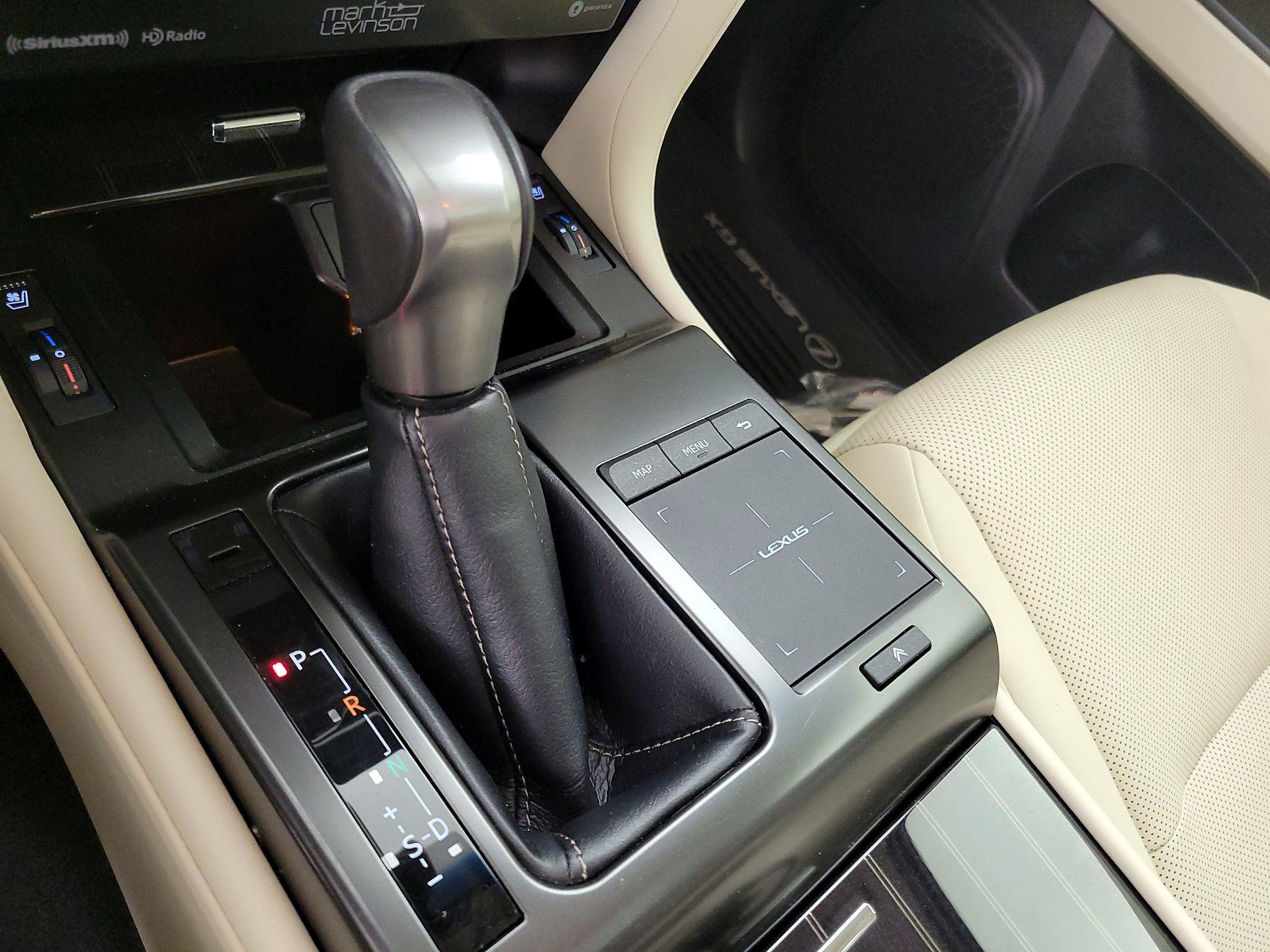 Thumbnail: 2022 Lexus GX - 18
