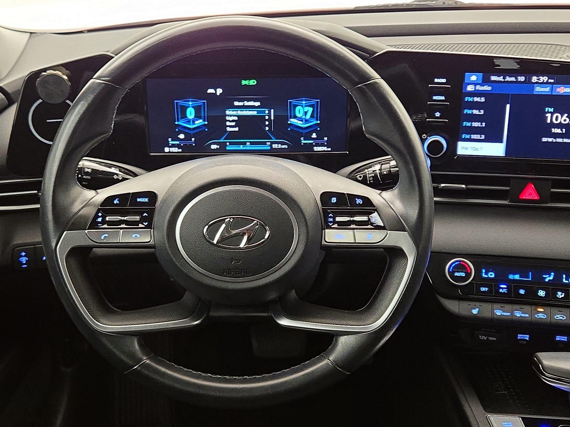 Thumbnail: 2021 Hyundai Elantra - 10