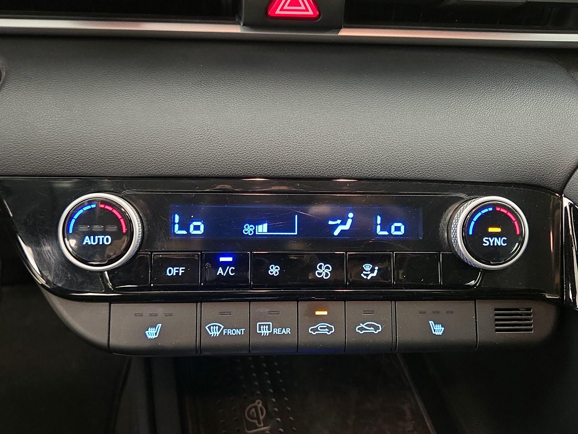 Thumbnail: 2021 Hyundai Elantra - 16
