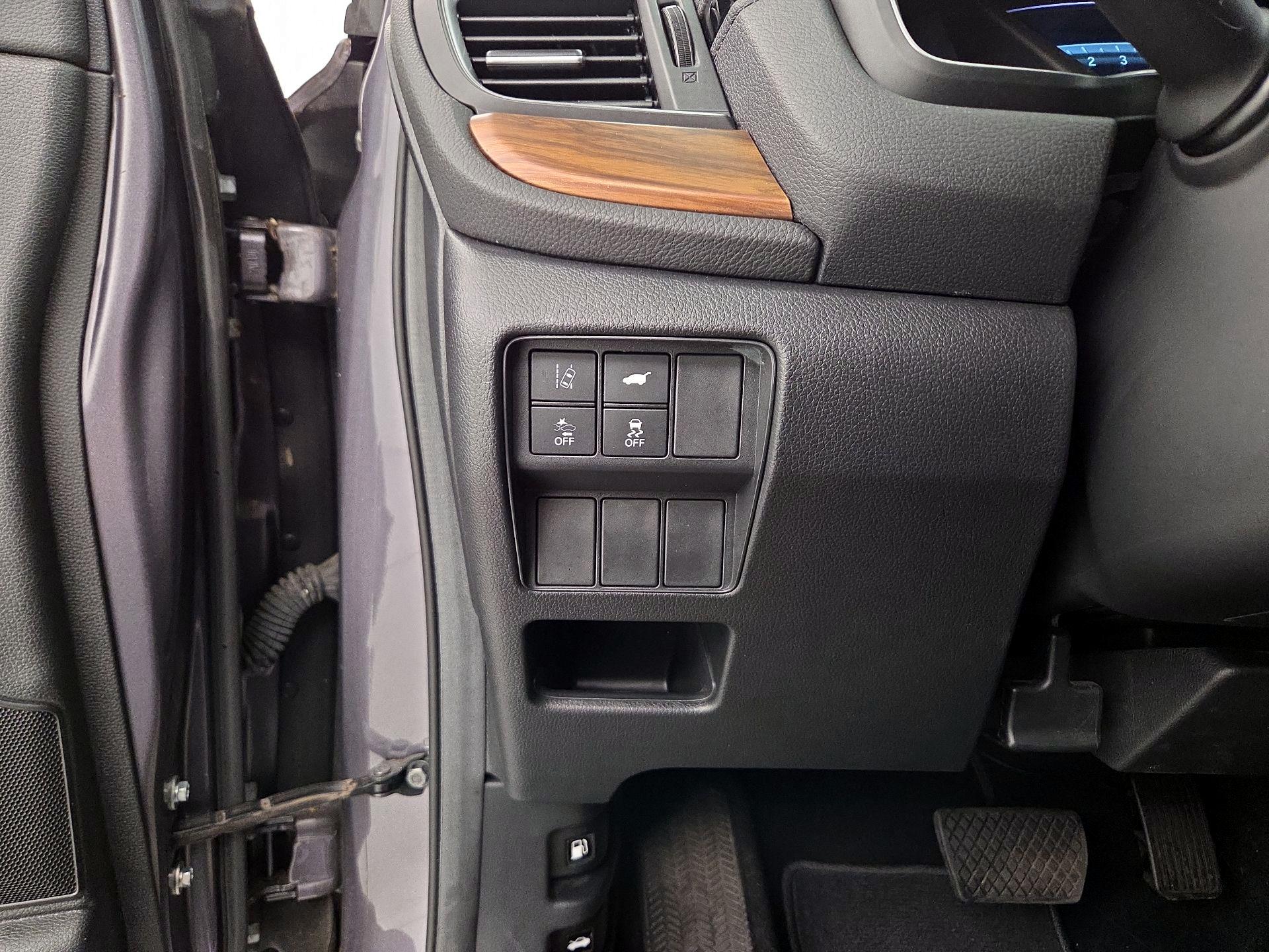 Thumbnail: 2017 Honda CR-V - 13