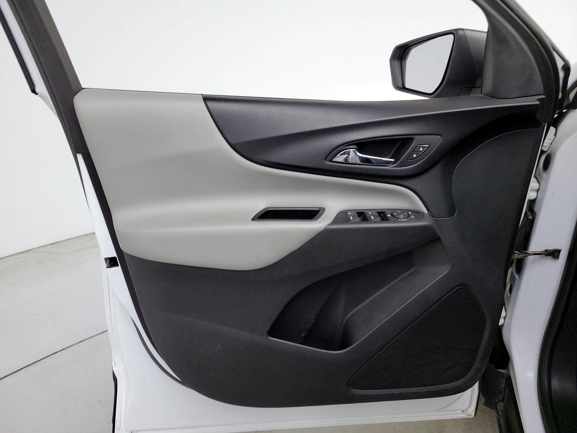 Thumbnail: 2019 Chevrolet Equinox - 12