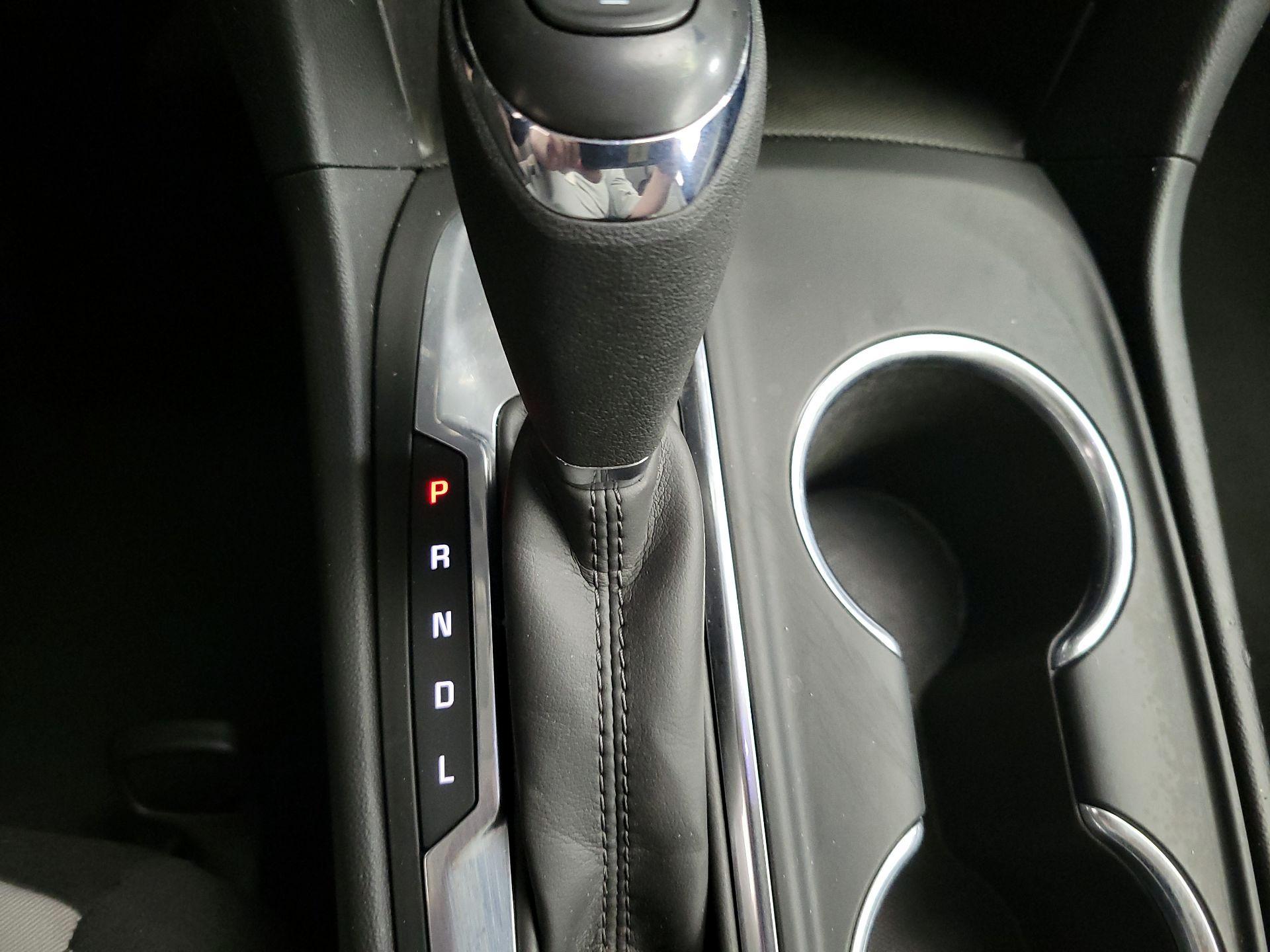 Thumbnail: 2019 Chevrolet Equinox - 17