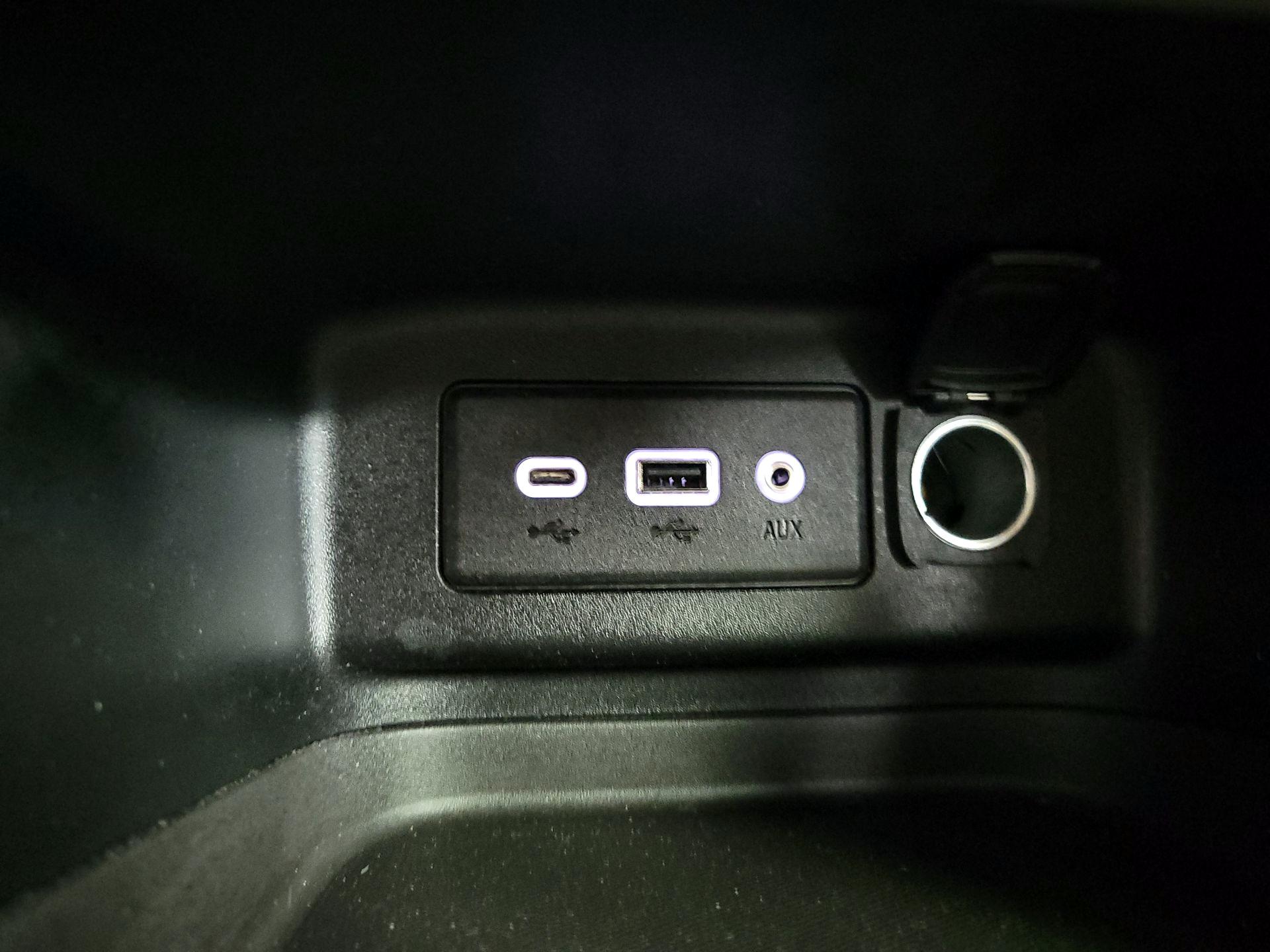Thumbnail: 2019 Chevrolet Equinox - 18