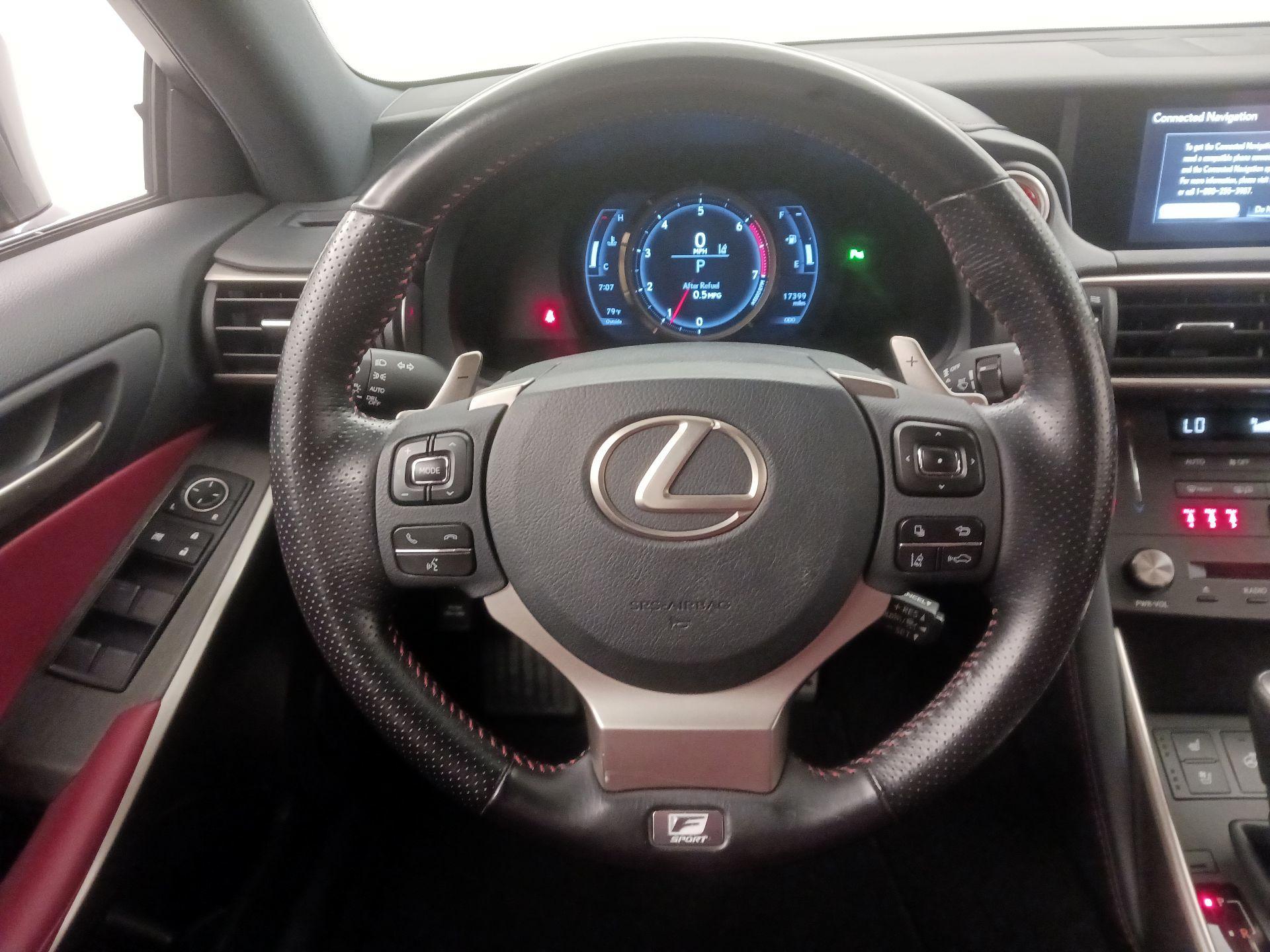 Thumbnail: 2020 Lexus IS - 10
