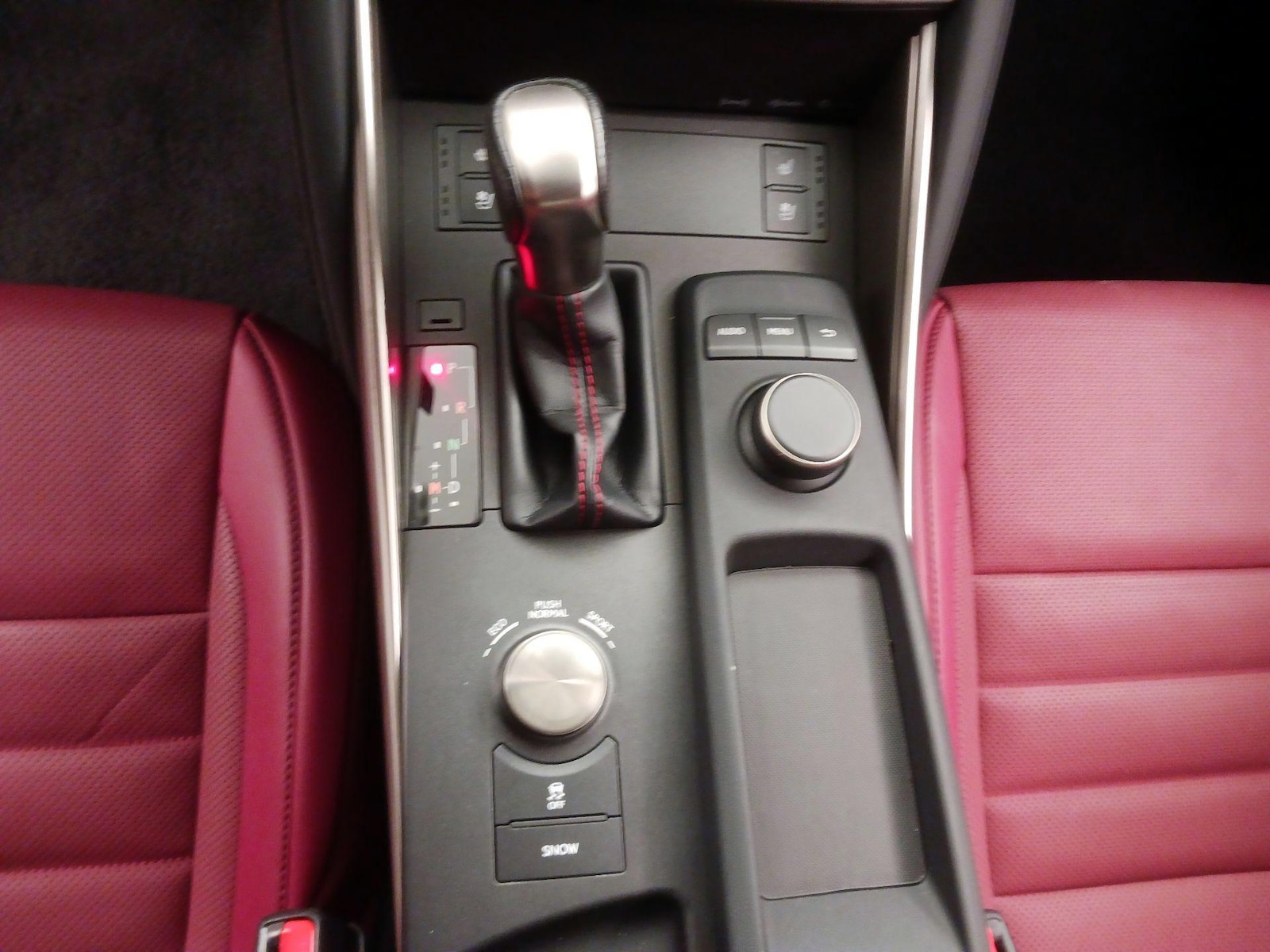 2020 Lexus IS 300 F SPORT - Photo 19