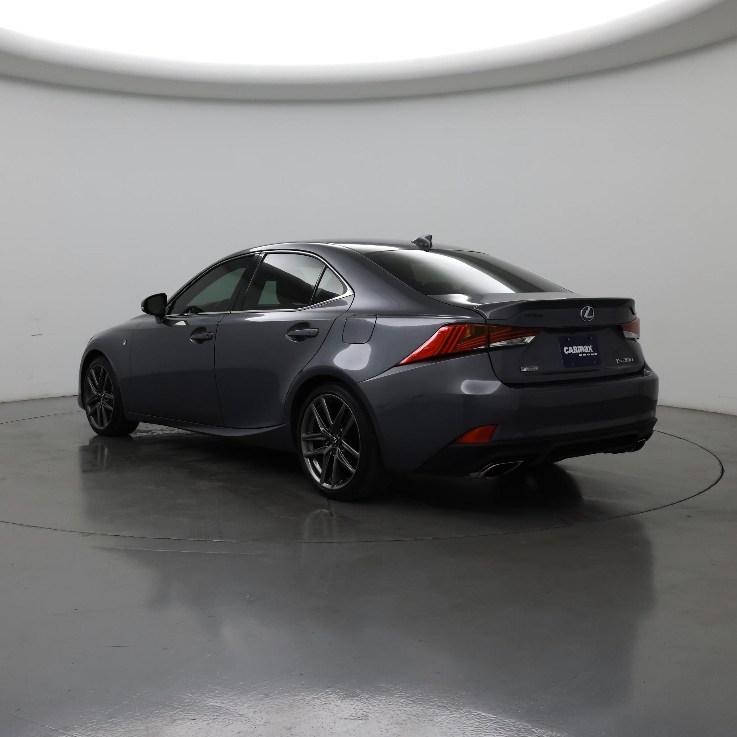 Thumbnail: 2020 Lexus IS - 2
