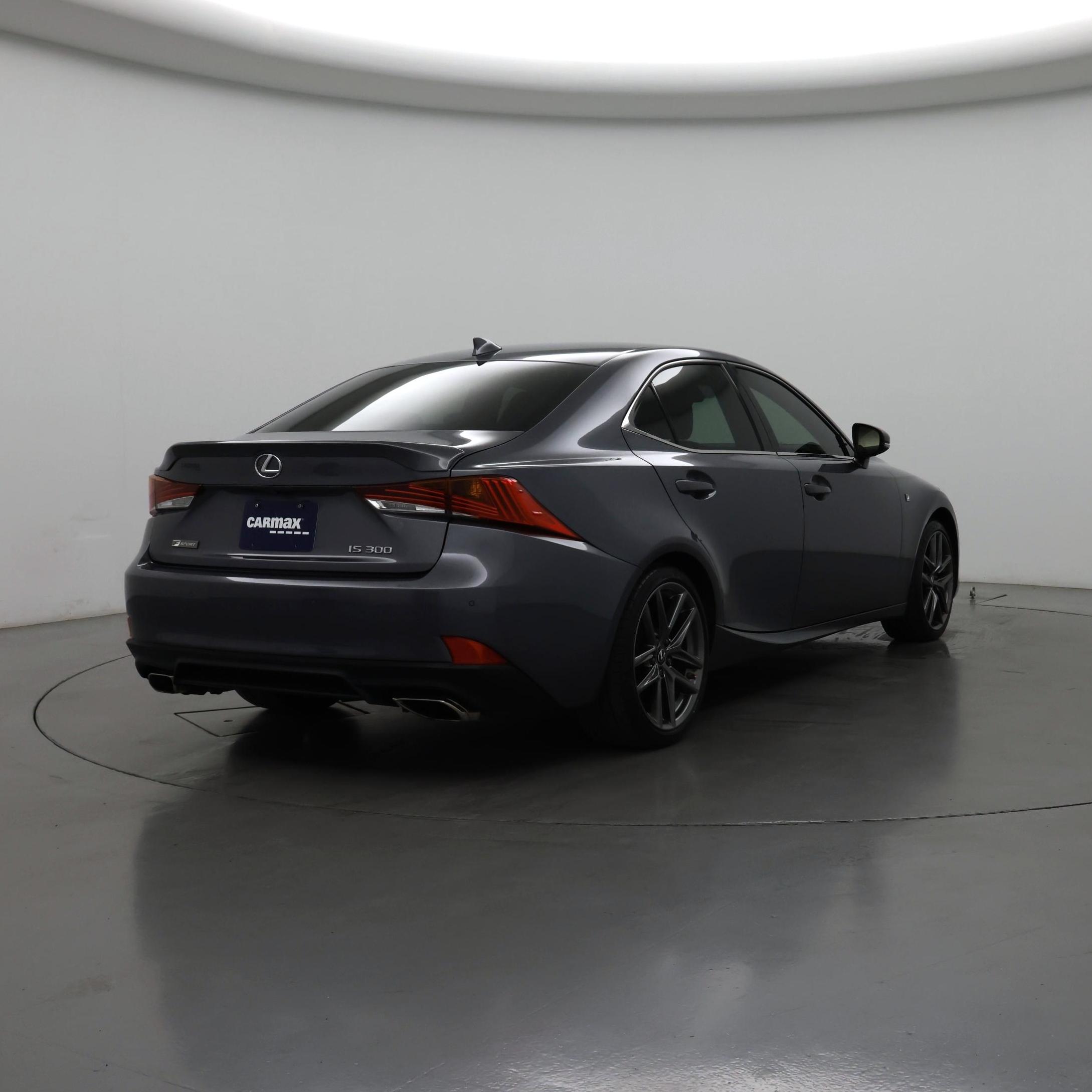 Thumbnail: 2020 Lexus IS - 8
