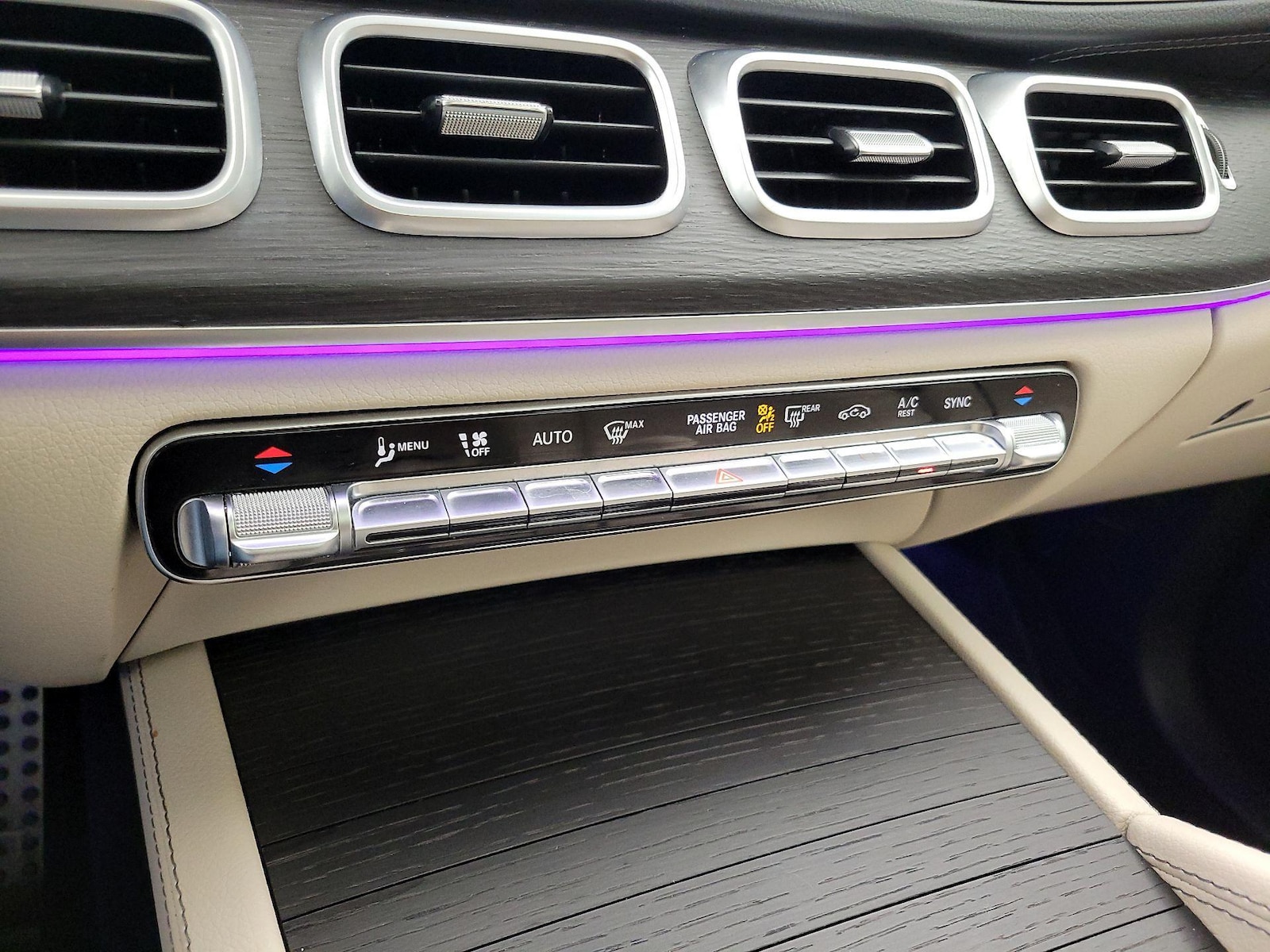 2022 Mercedes-Benz GLS GLS450 - Photo 18