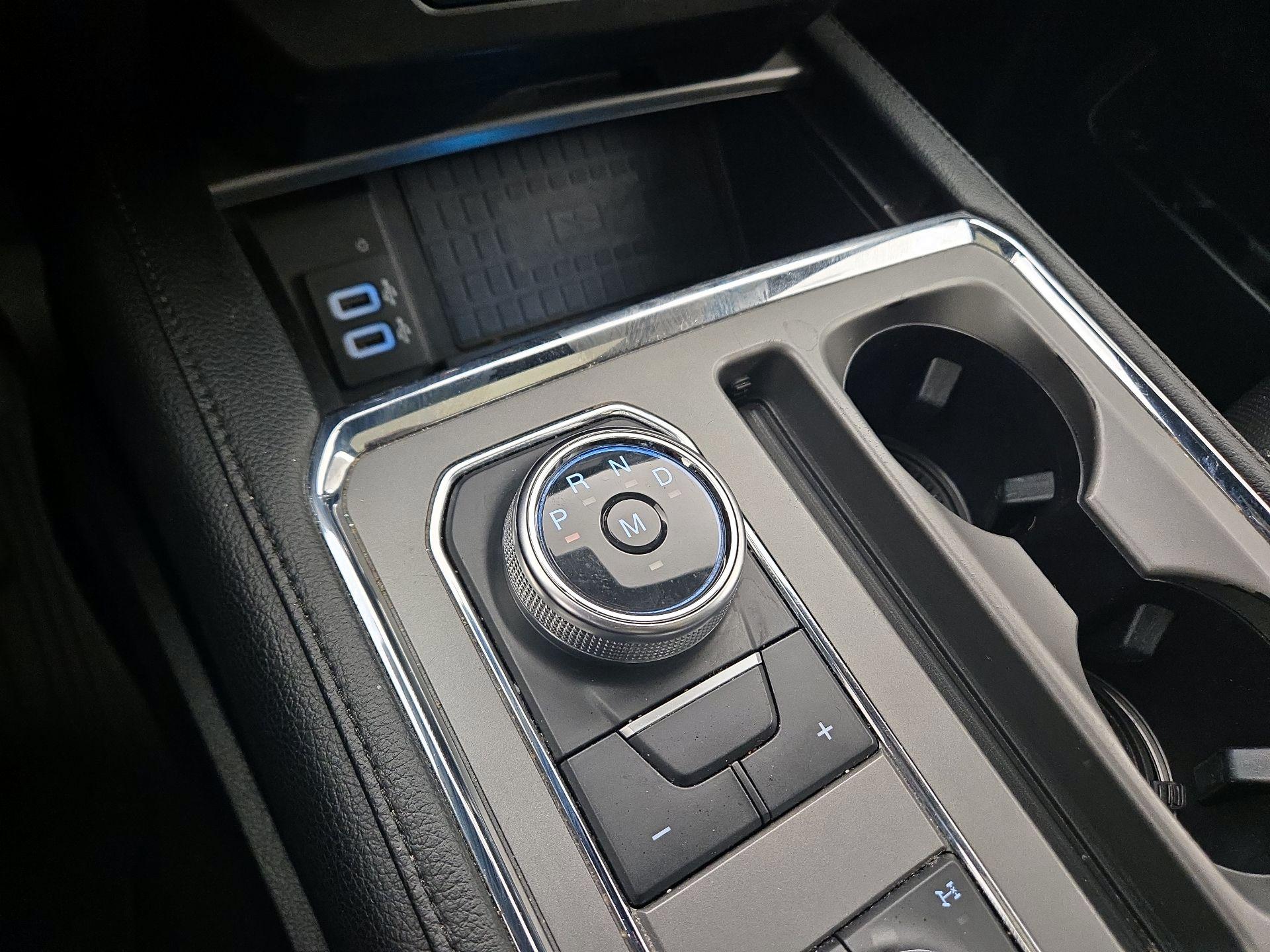Thumbnail: 2019 Ford Expedition - 18