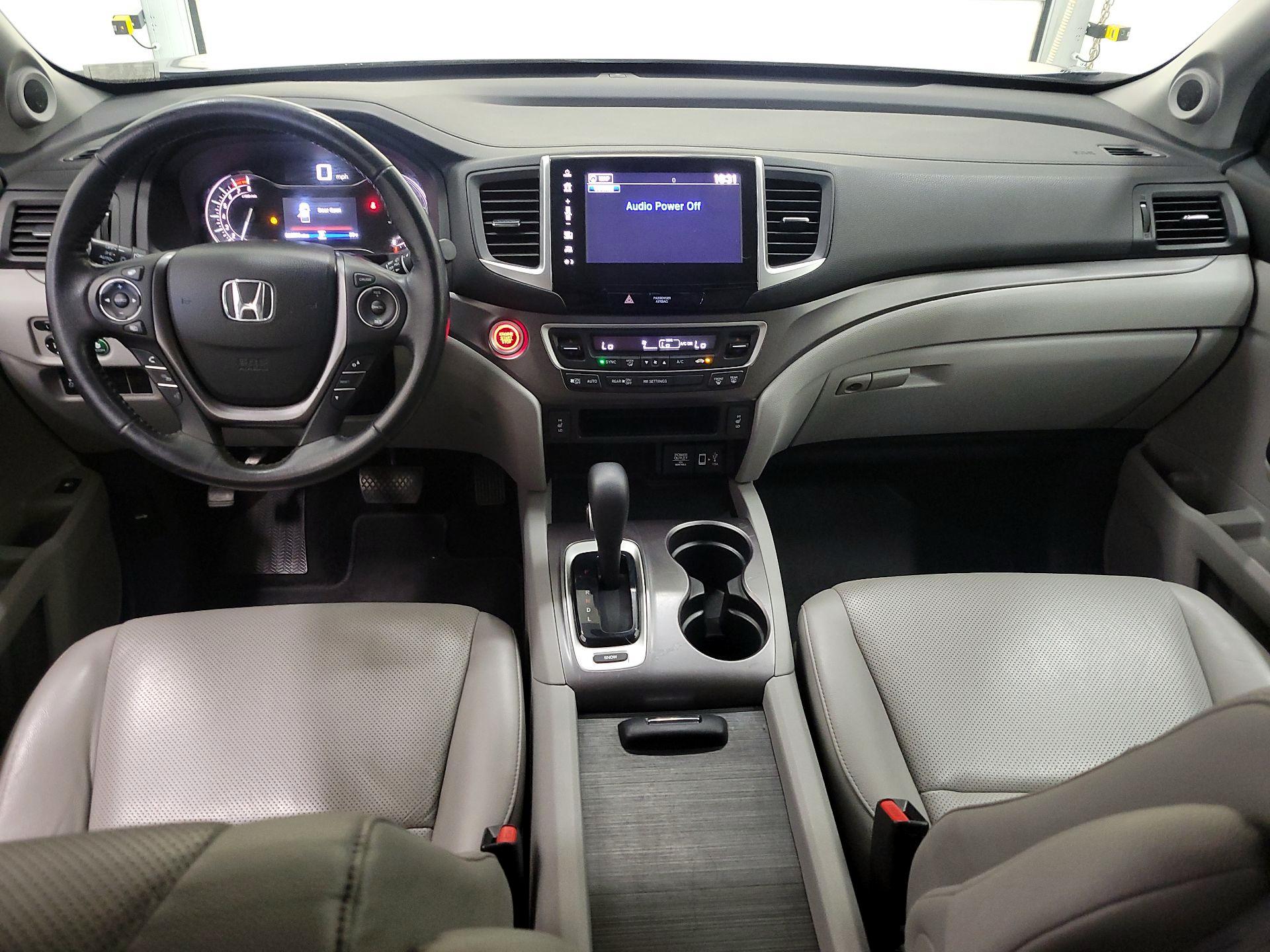 Thumbnail: 2017 Honda Ridgeline - 9