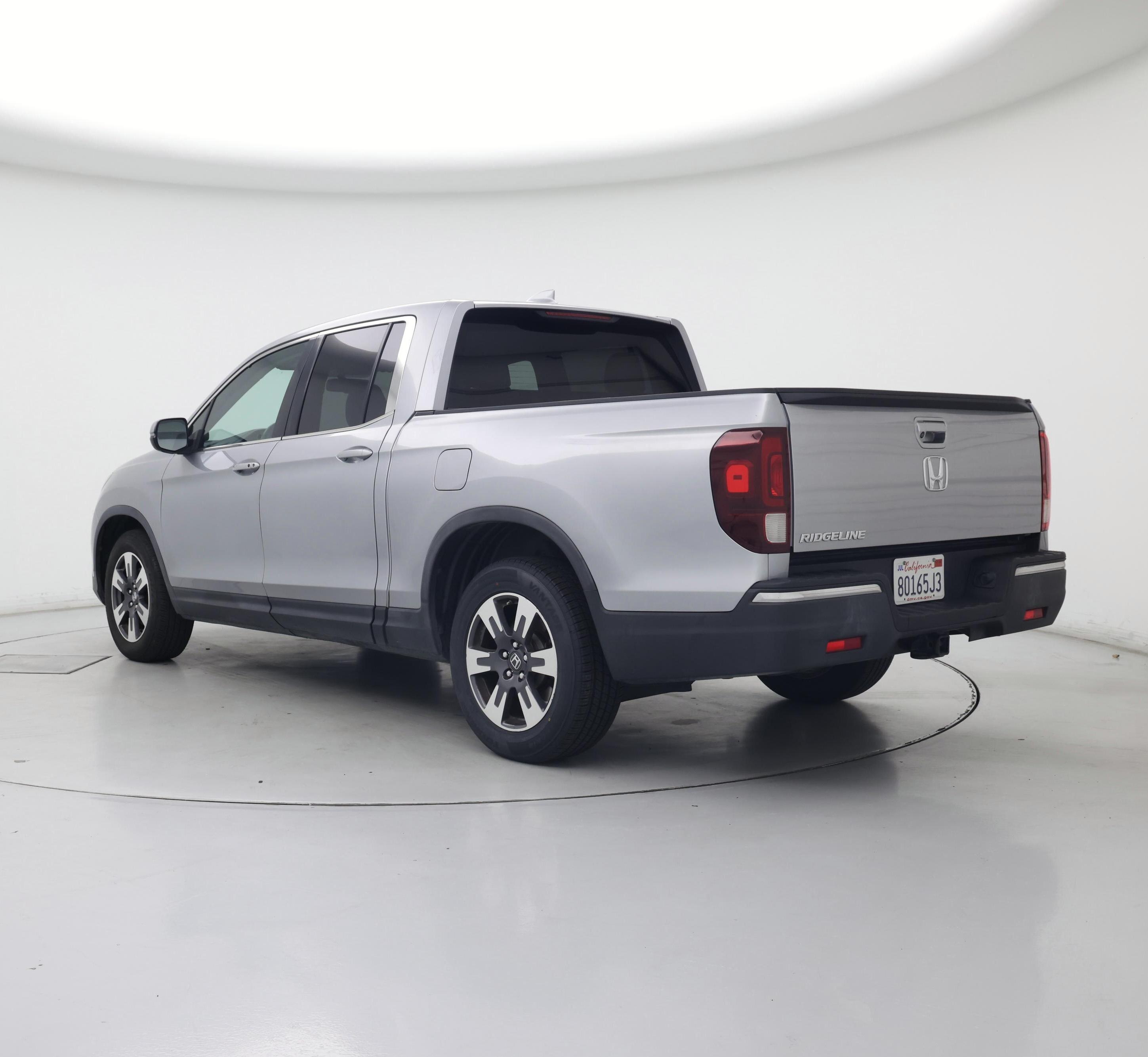 Thumbnail: 2017 Honda Ridgeline - 2