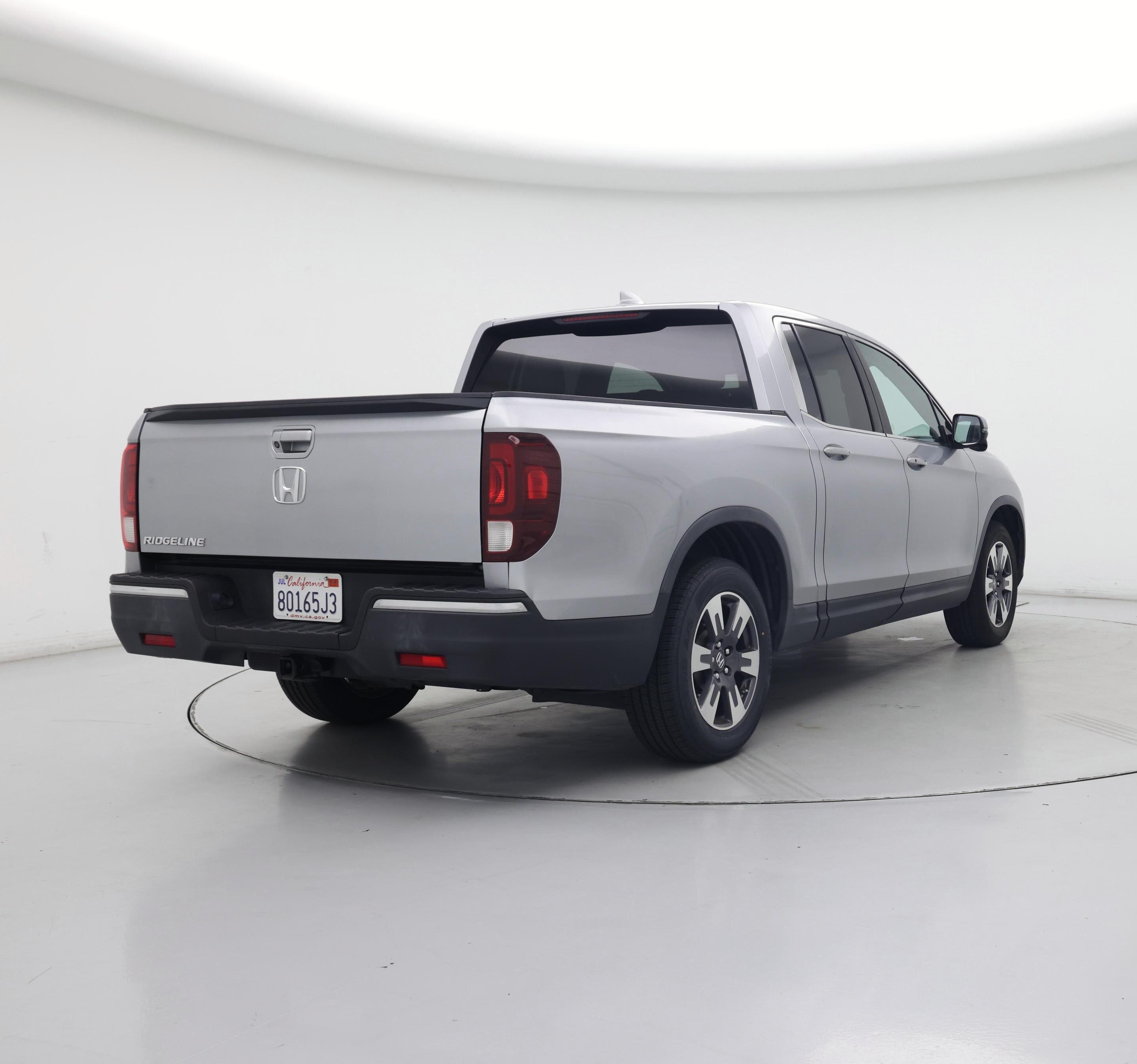 Thumbnail: 2017 Honda Ridgeline - 8
