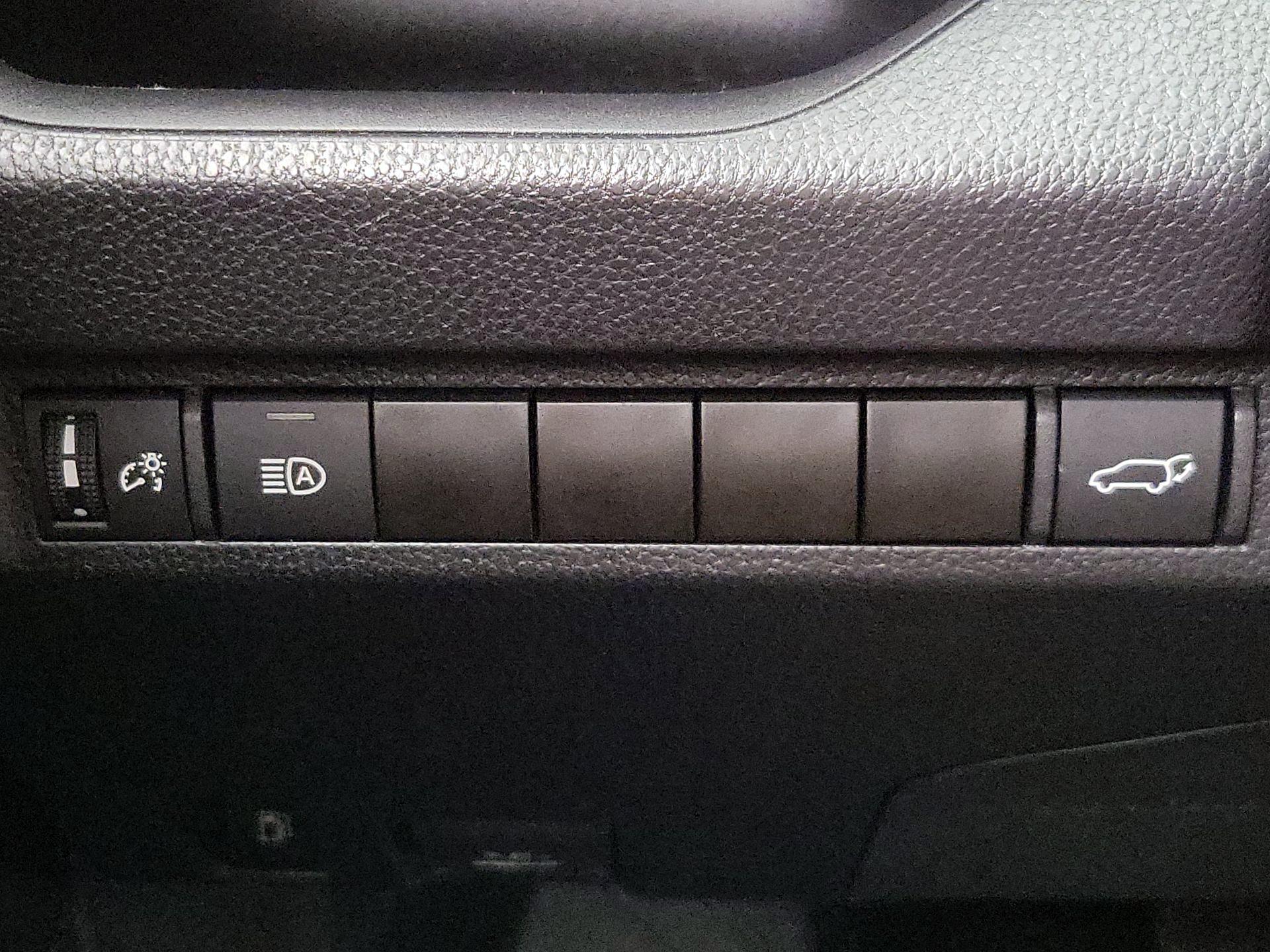 Thumbnail: 2024 Toyota RAV4 - 13